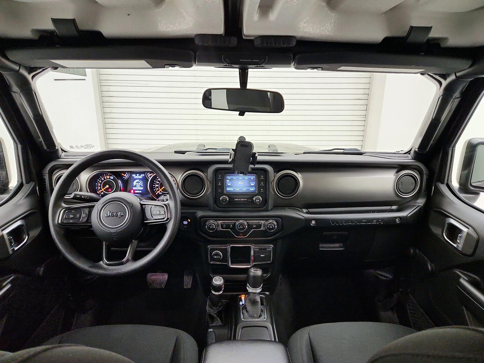 Thumbnail: 2019 Jeep Wrangler - 9