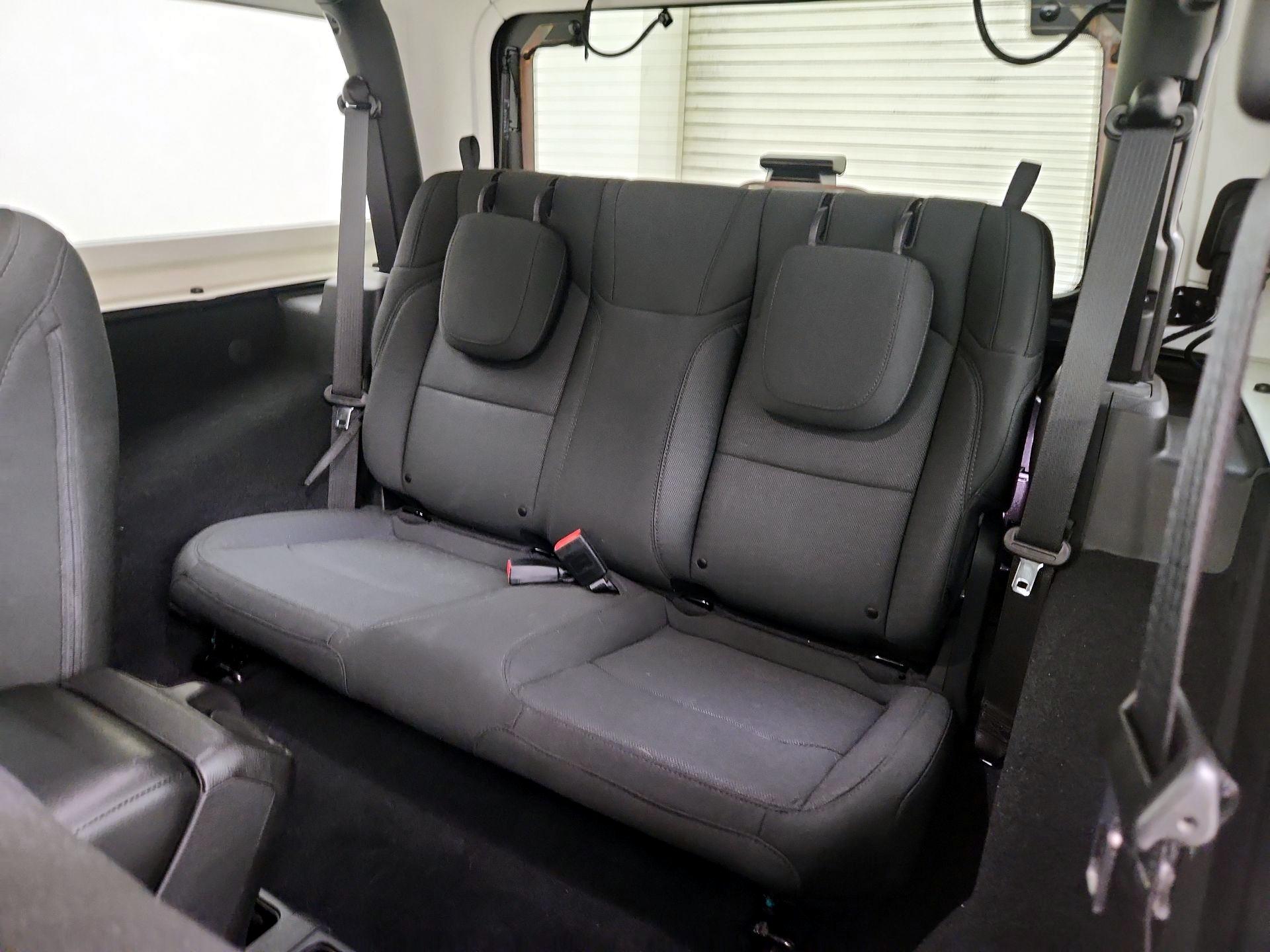 Thumbnail: 2019 Jeep Wrangler - 19