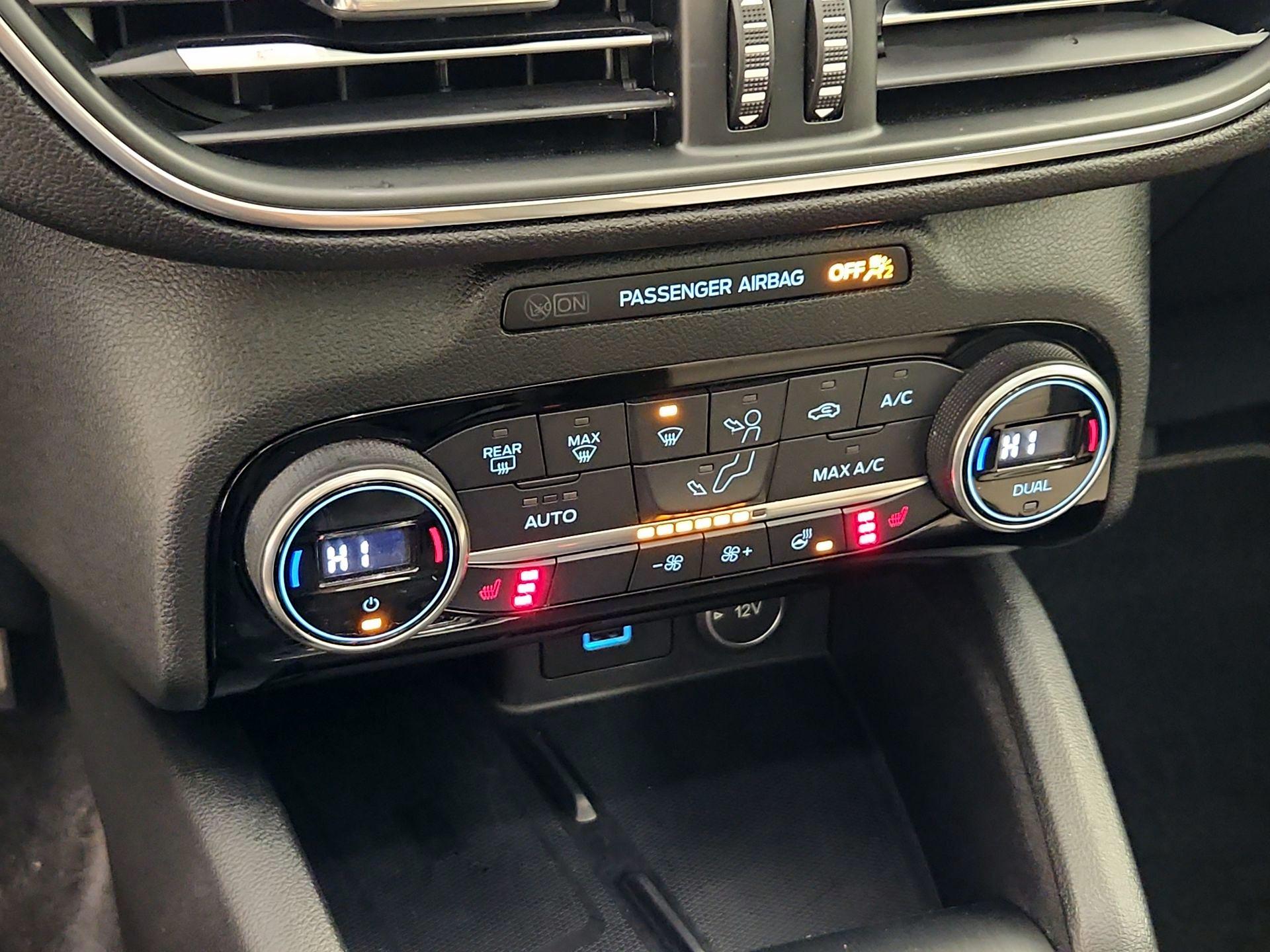 Thumbnail: 2021 Ford Escape - 17