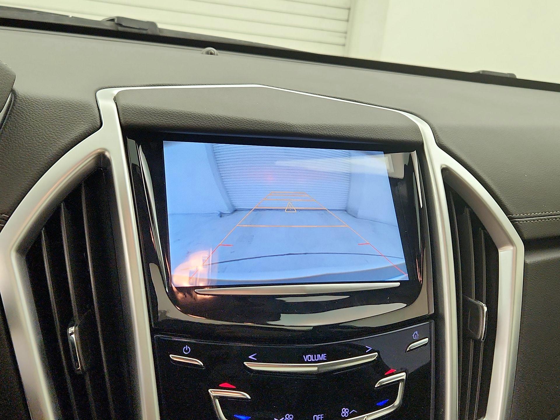 Thumbnail: 2016 Cadillac SRX - 15