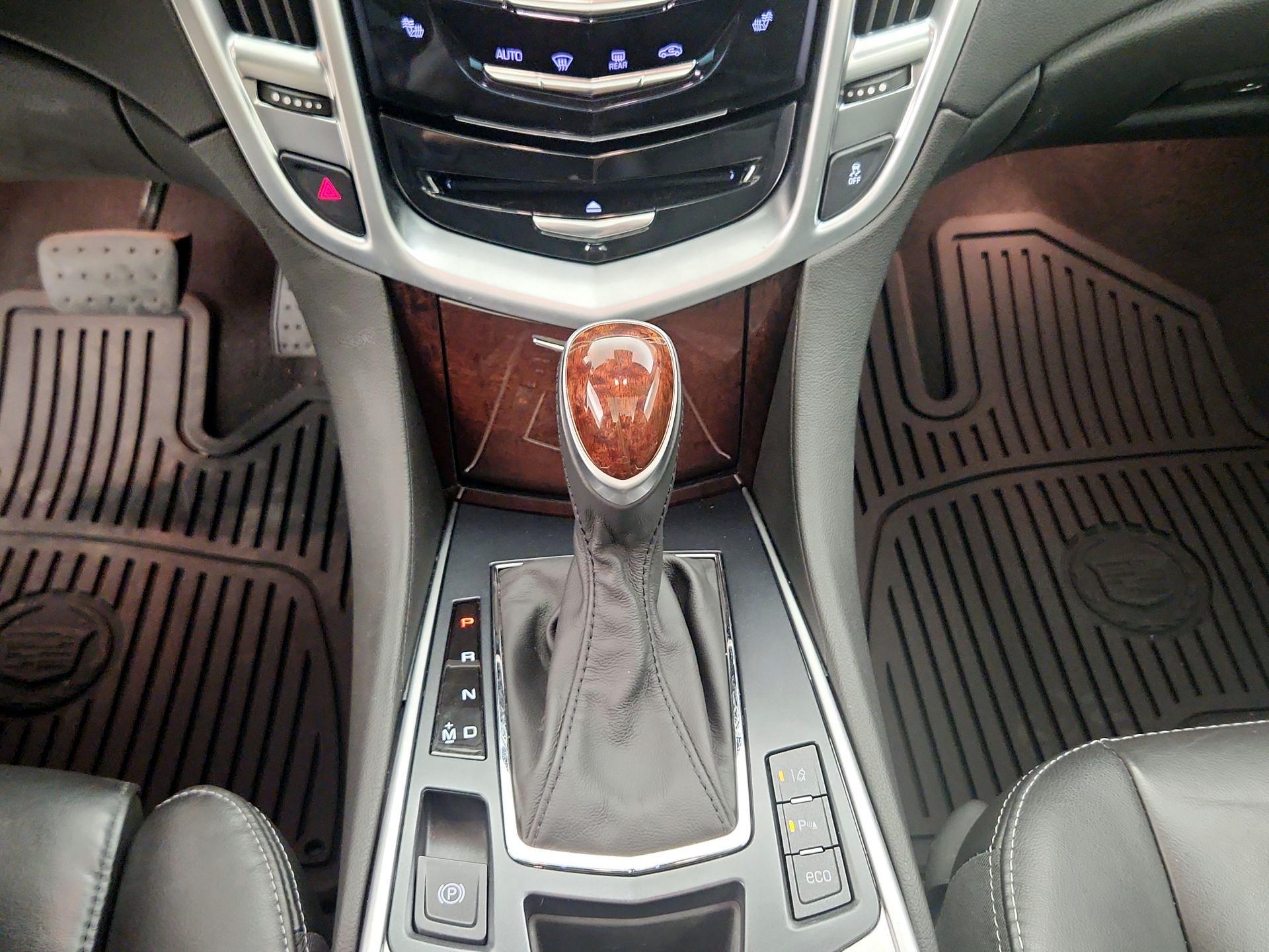 Thumbnail: 2016 Cadillac SRX - 18