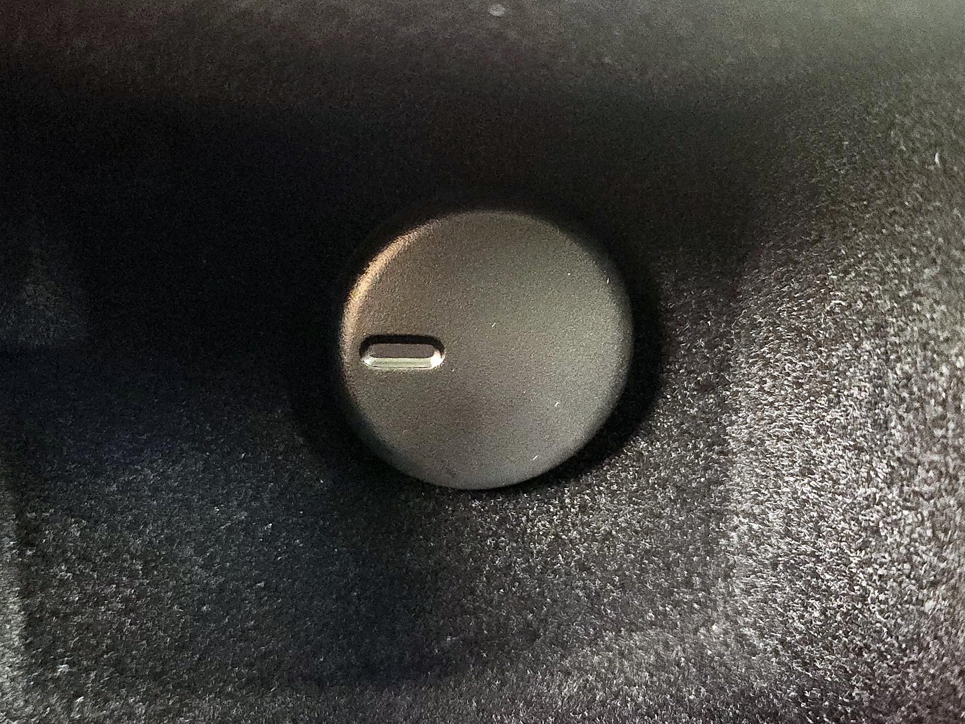 Thumbnail: 2016 Cadillac SRX - 19