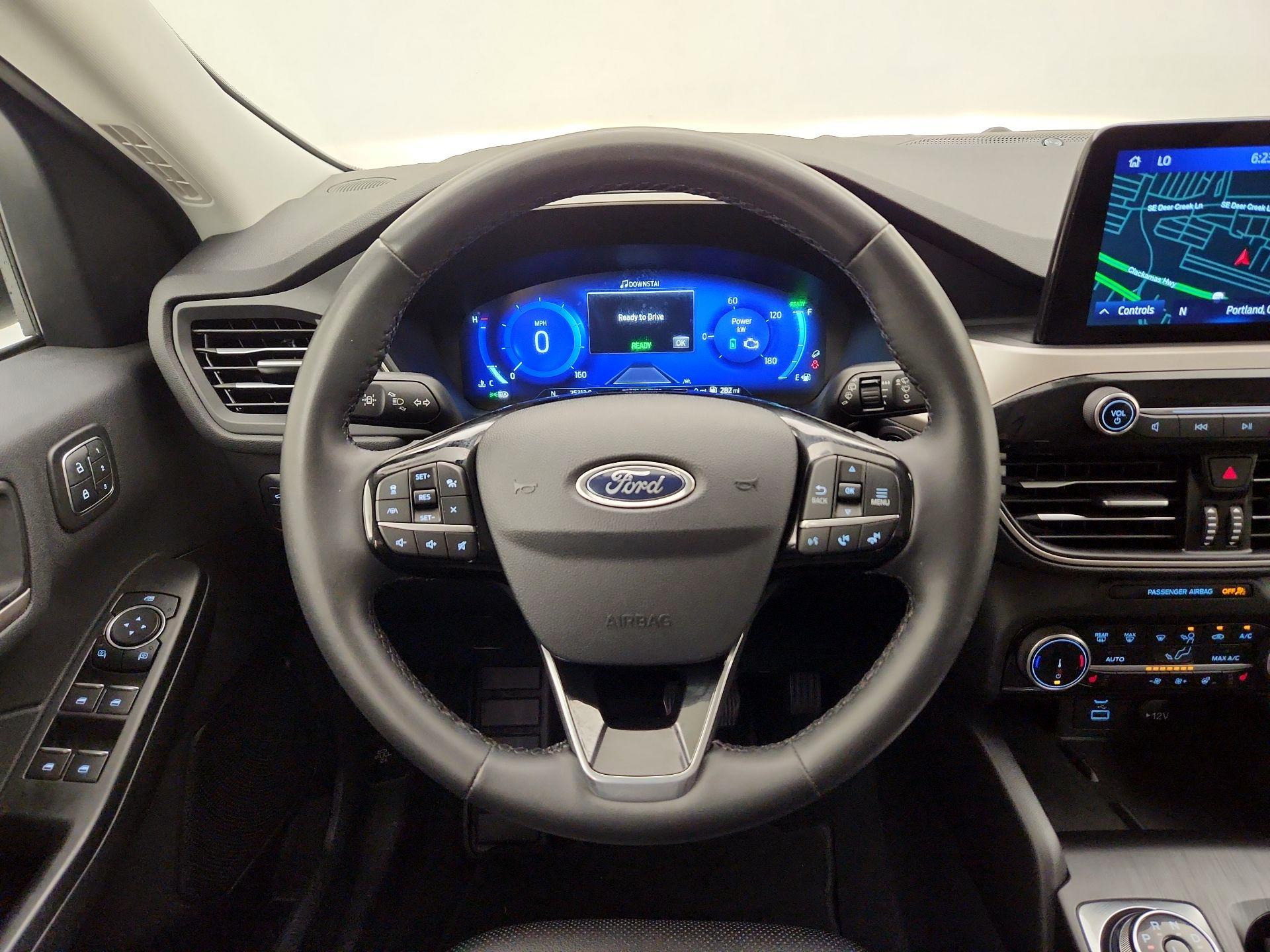 Thumbnail: 2022 Ford Escape - 10