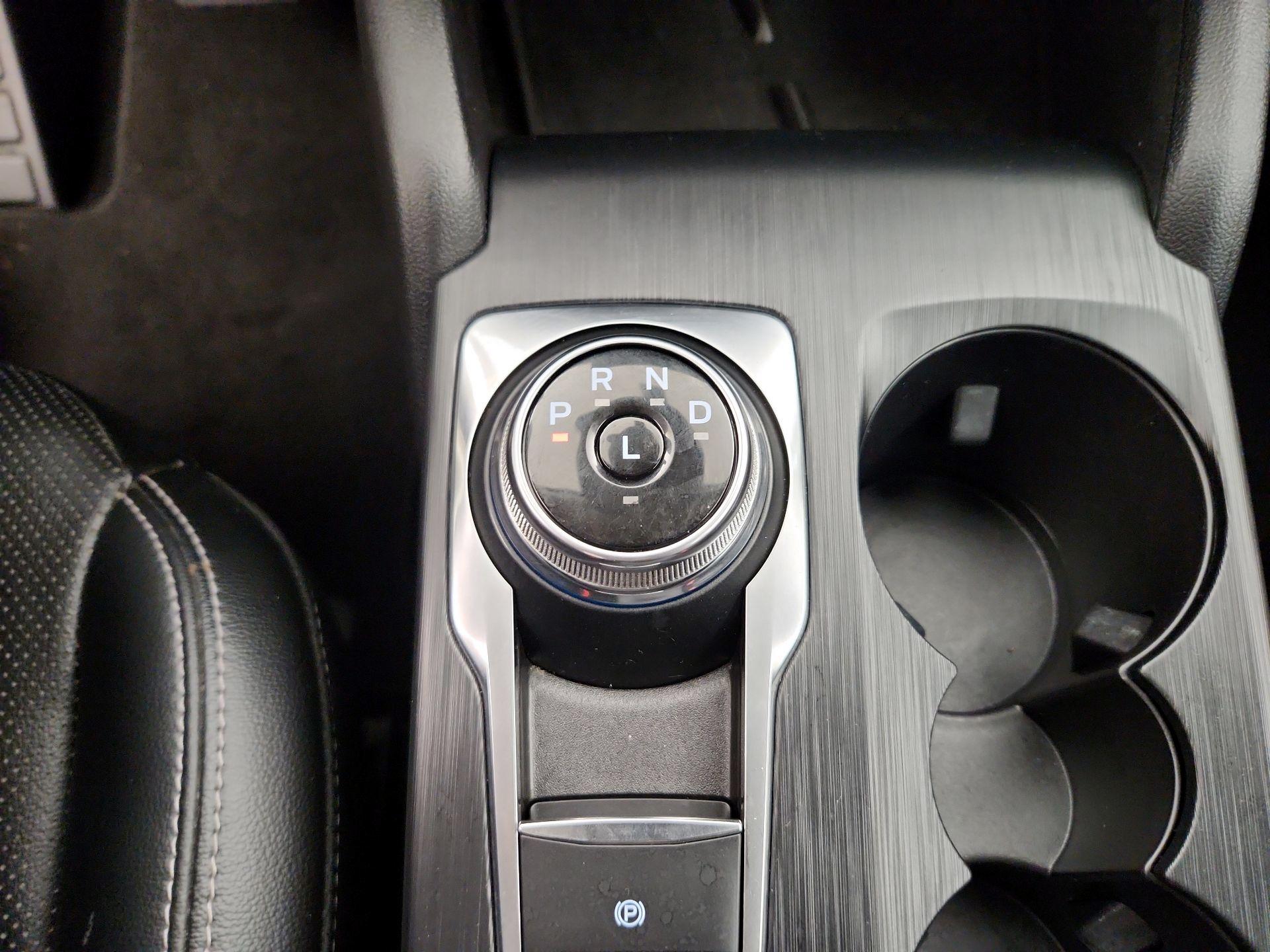 Thumbnail: 2022 Ford Escape - 18