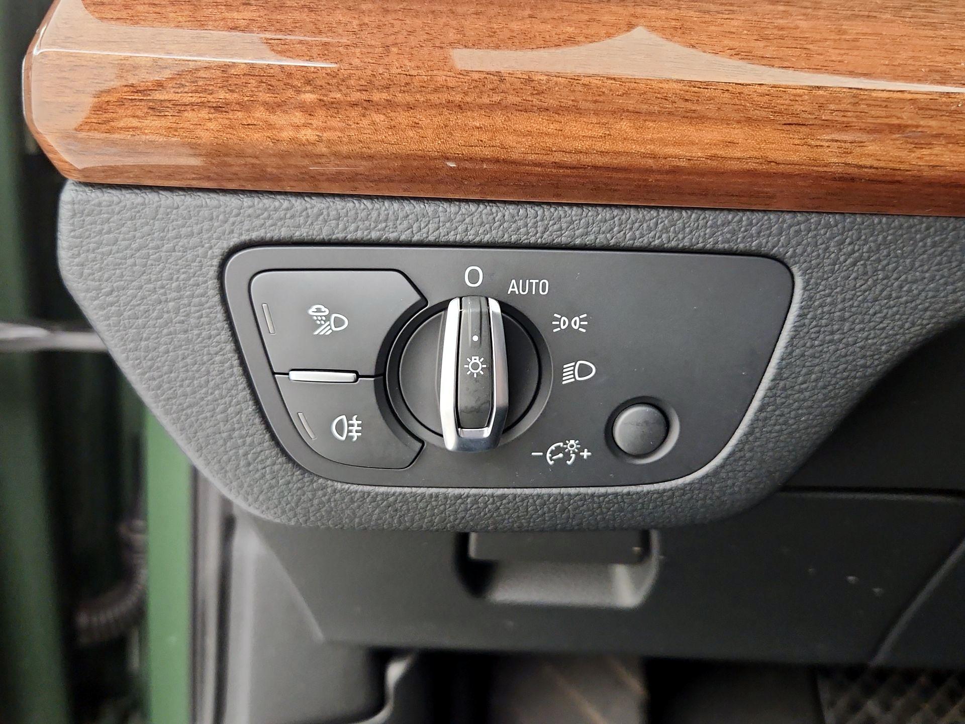 Thumbnail: 2022 Audi Q5 - 13