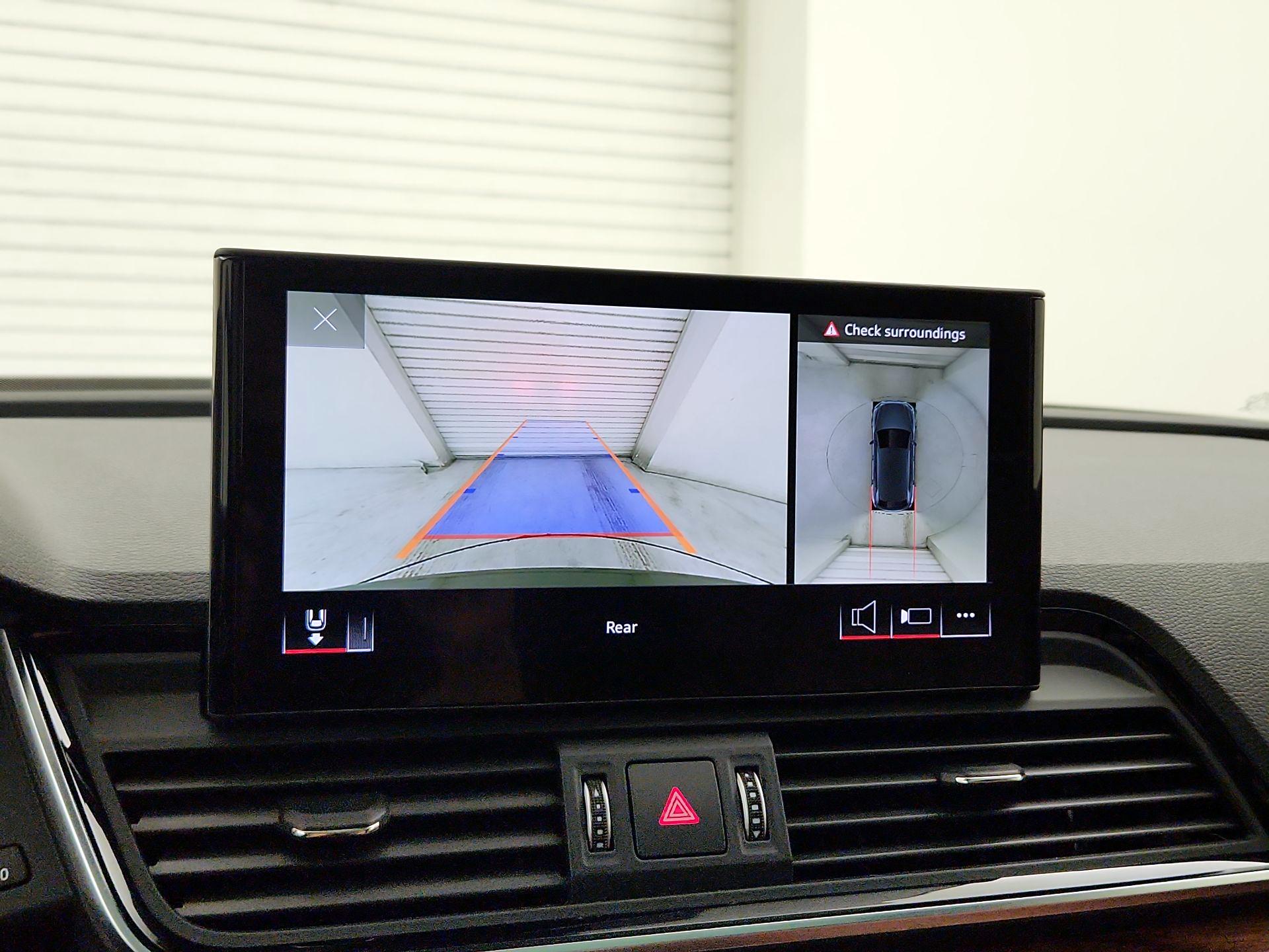 Thumbnail: 2022 Audi Q5 - 15