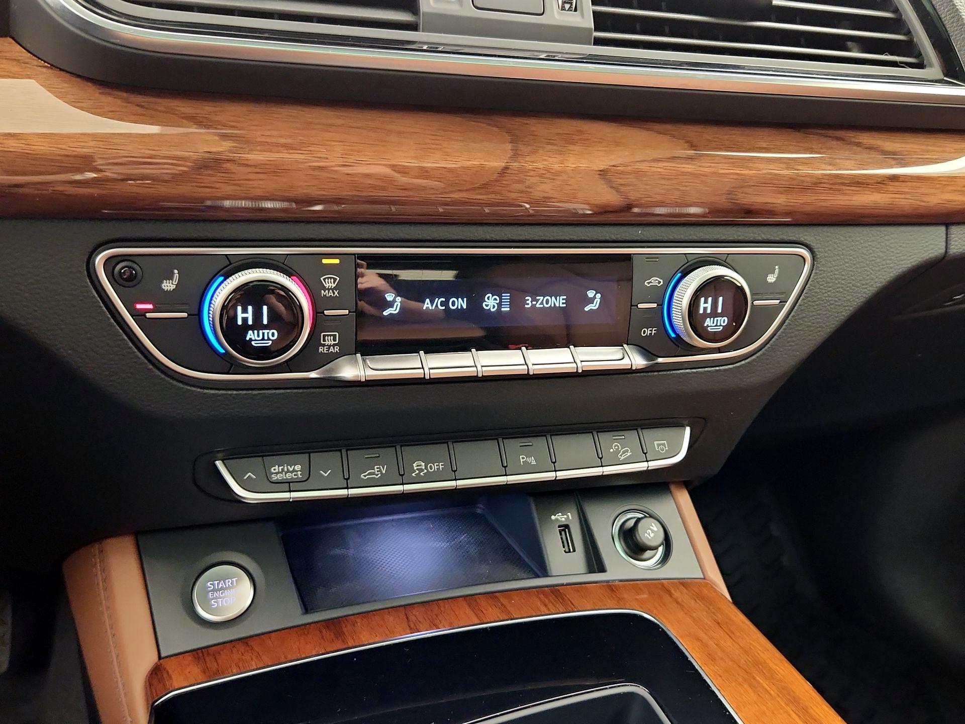 Thumbnail: 2022 Audi Q5 - 17