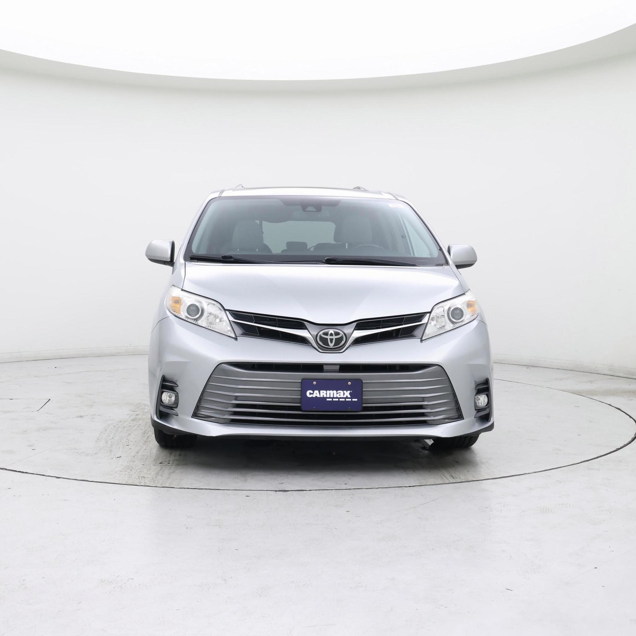 Thumbnail: 2019 Toyota Sienna - 5