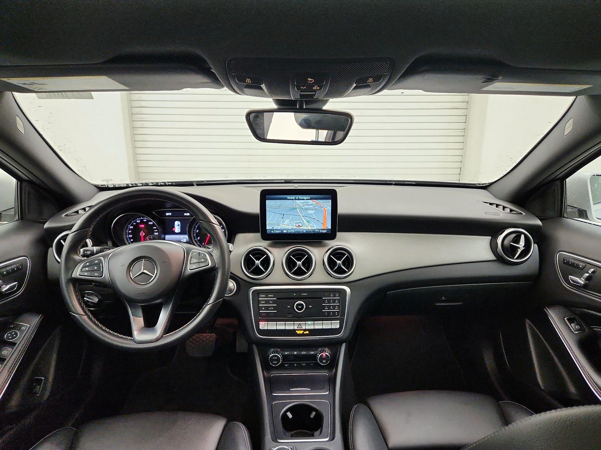 Thumbnail: 2018 Mercedes-Benz GLA - 9