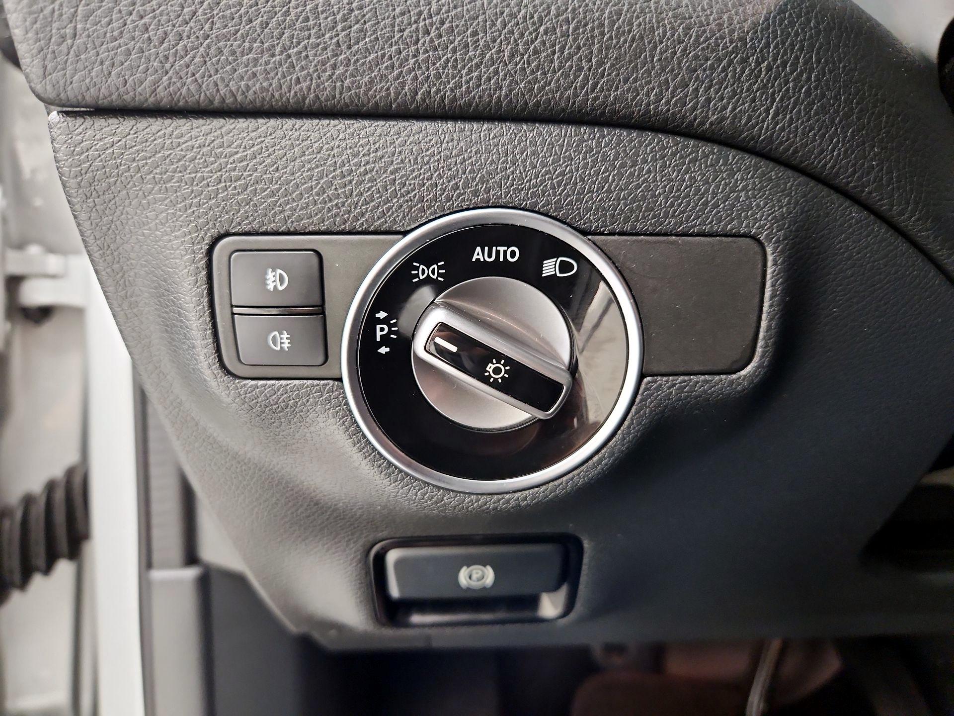 Thumbnail: 2018 Mercedes-Benz GLA - 13