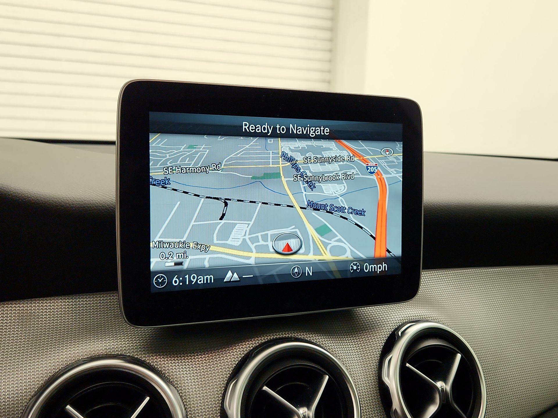 Thumbnail: 2018 Mercedes-Benz GLA - 14