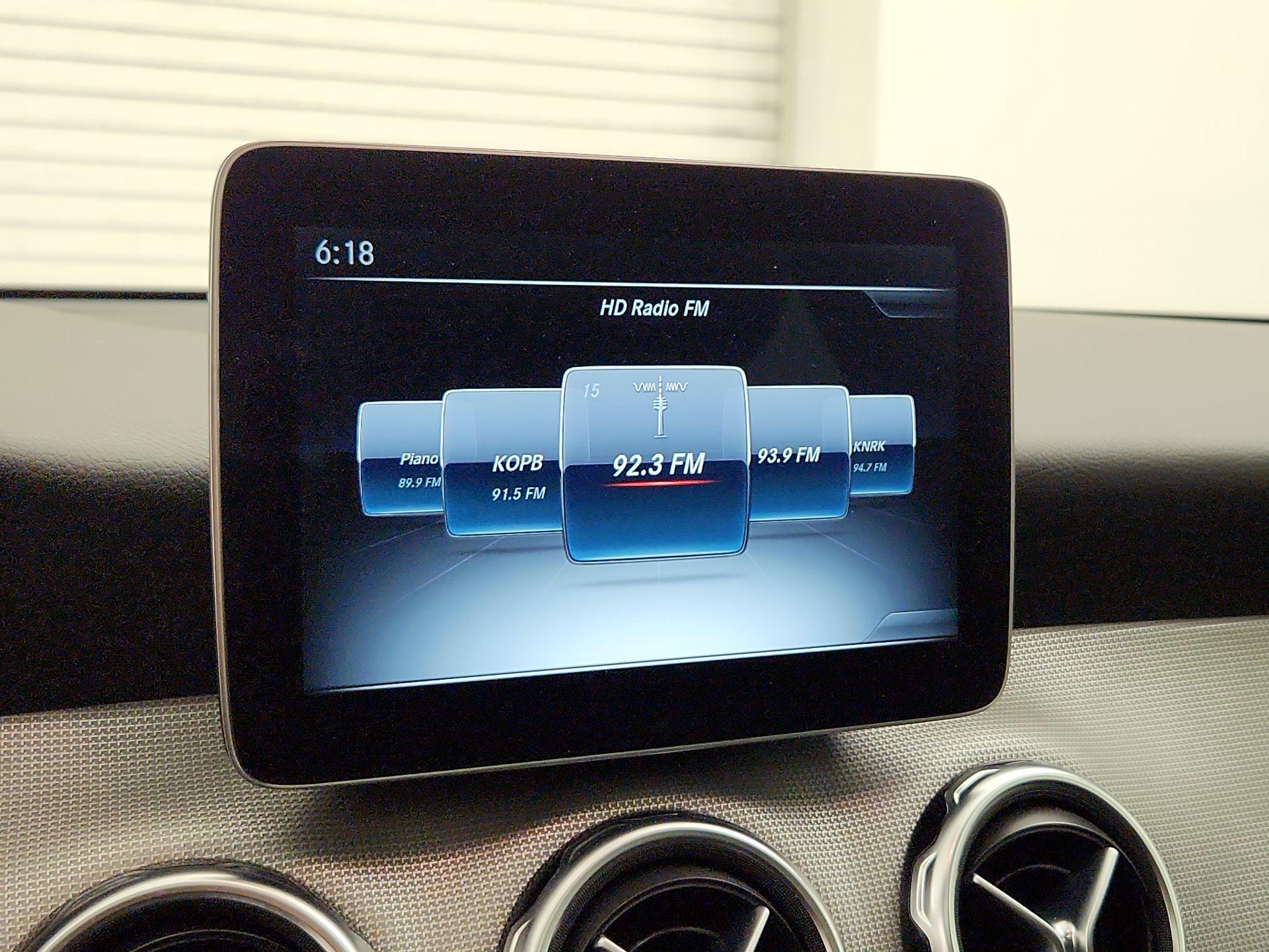 Thumbnail: 2018 Mercedes-Benz GLA - 16