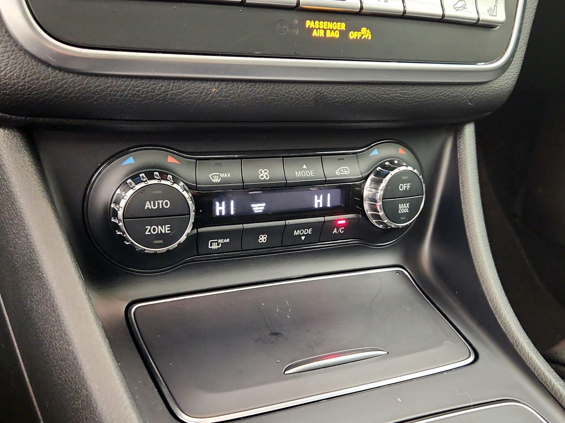 Thumbnail: 2018 Mercedes-Benz GLA - 17