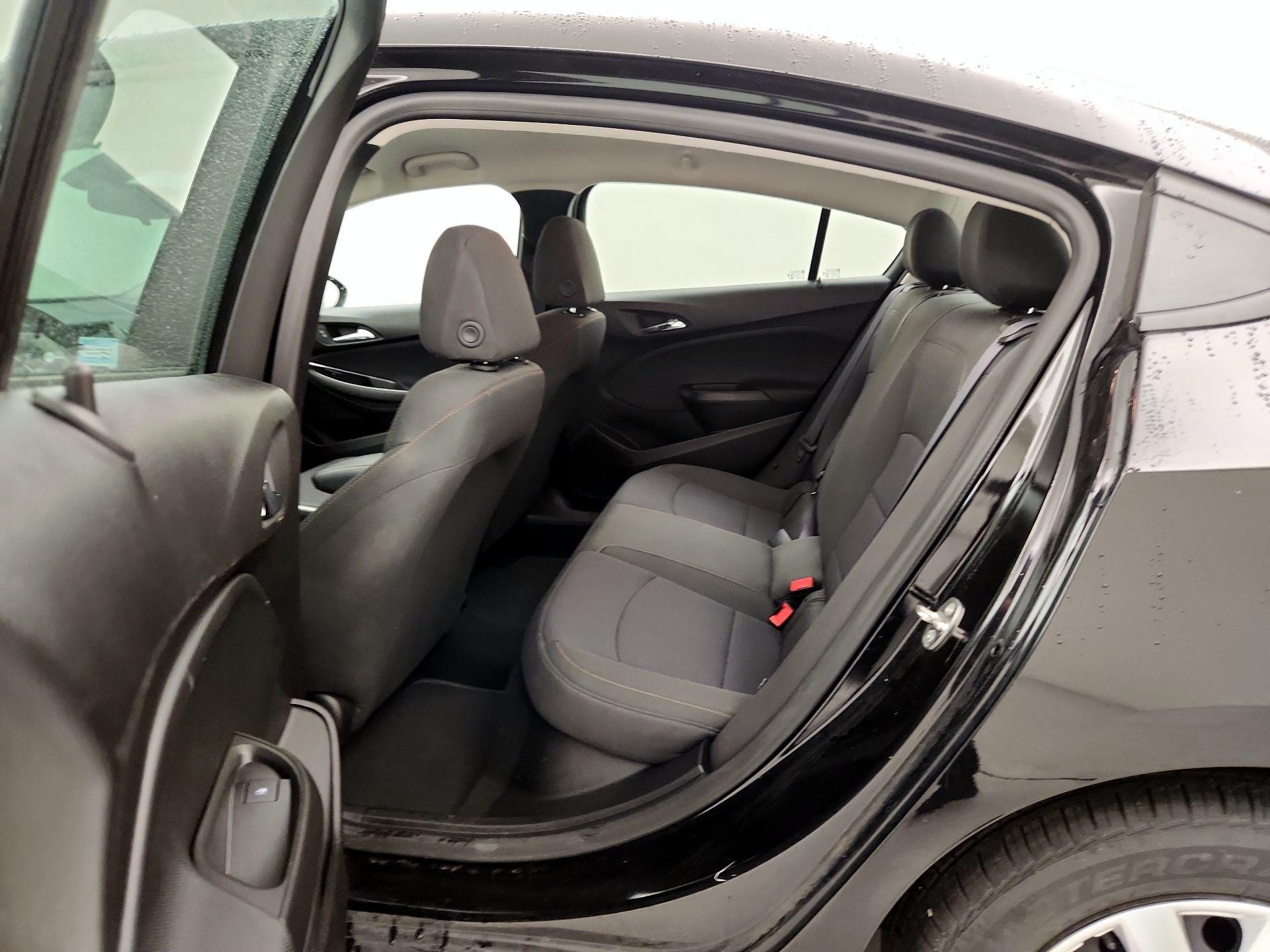 Thumbnail: 2017 Chevrolet Cruze - 19