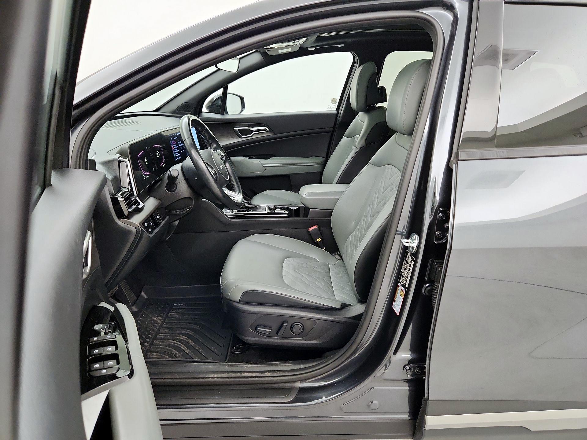 Thumbnail: 2023 Kia Sportage - 11