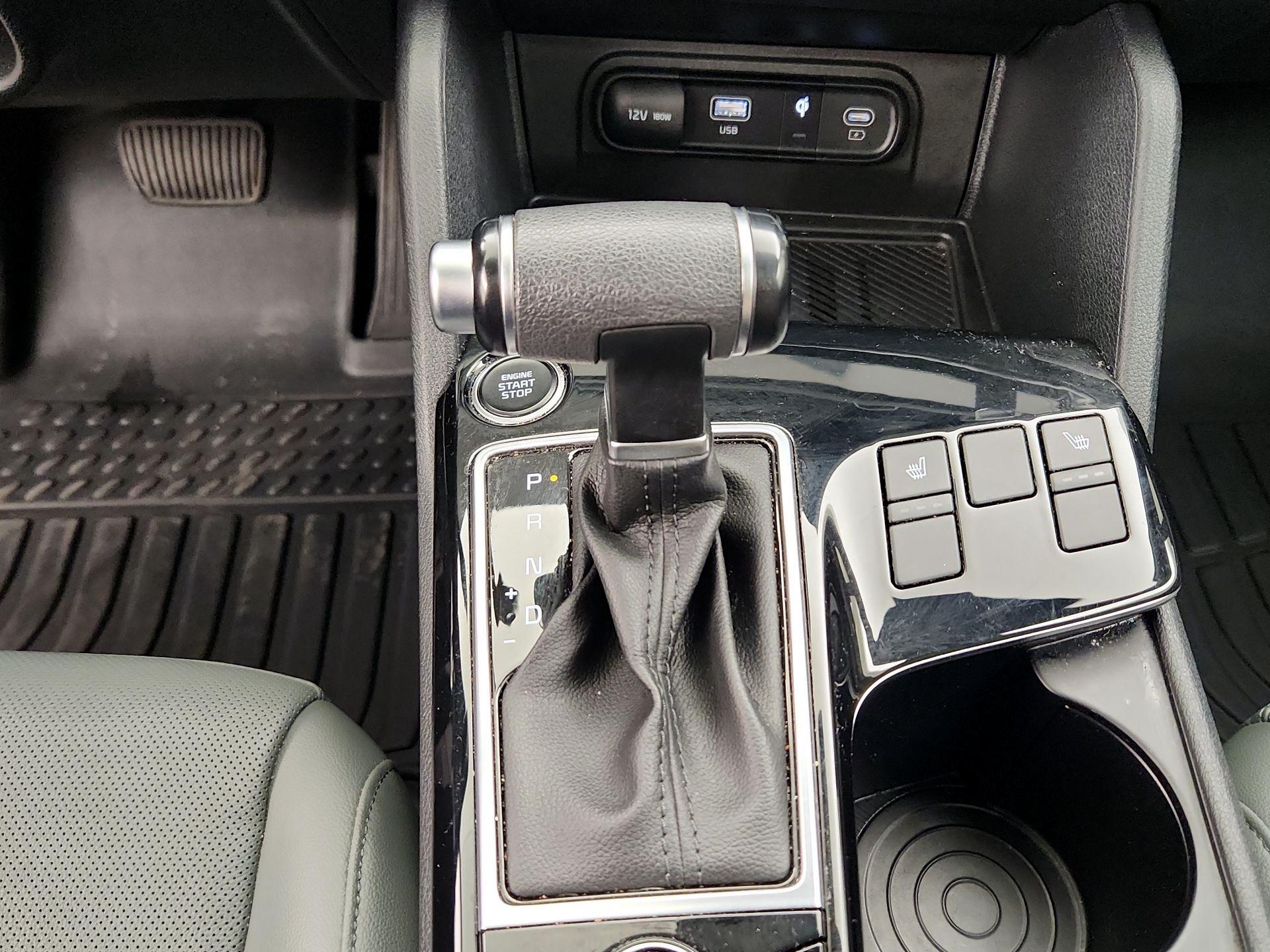 Thumbnail: 2023 Kia Sportage - 18