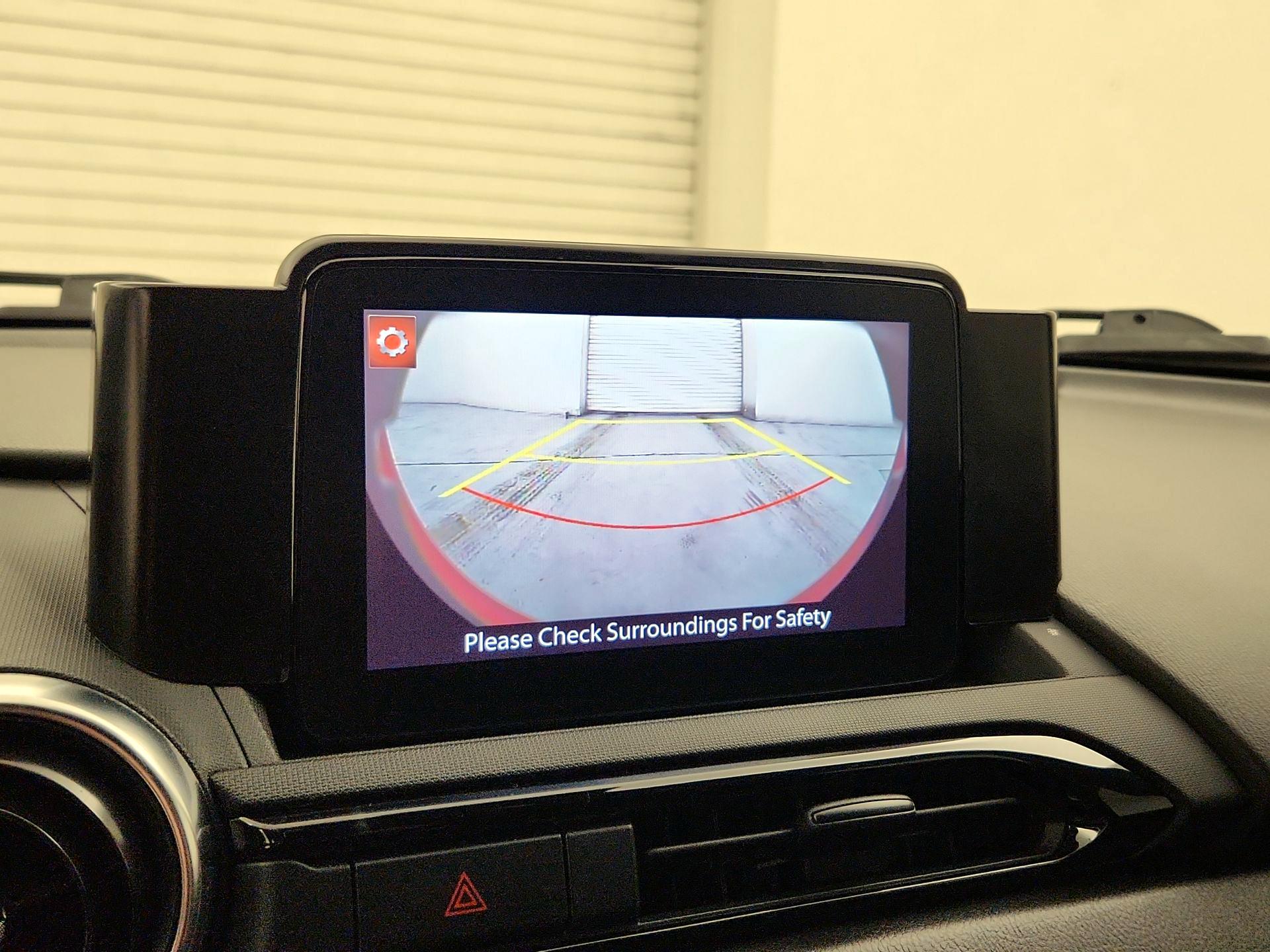 Thumbnail: 2023 Mazda MX-5 Miata - 15