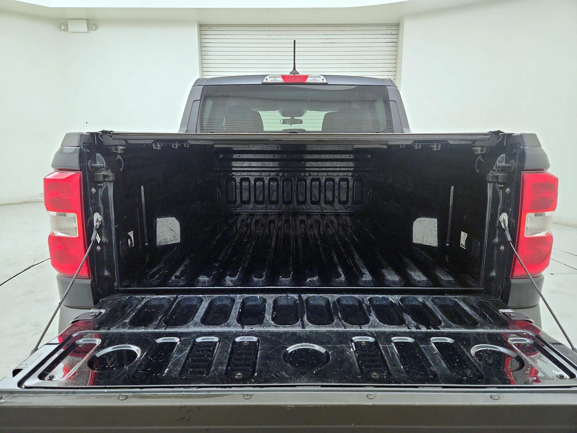 Thumbnail: 2022 Ford Maverick - 20