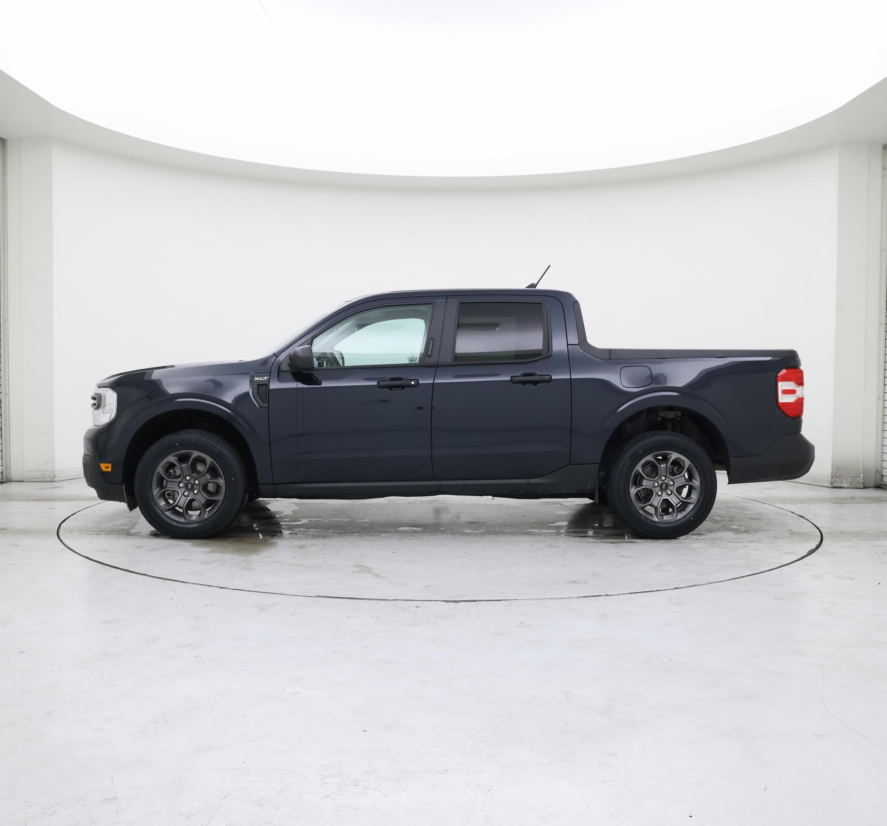 Thumbnail: 2022 Ford Maverick - 3