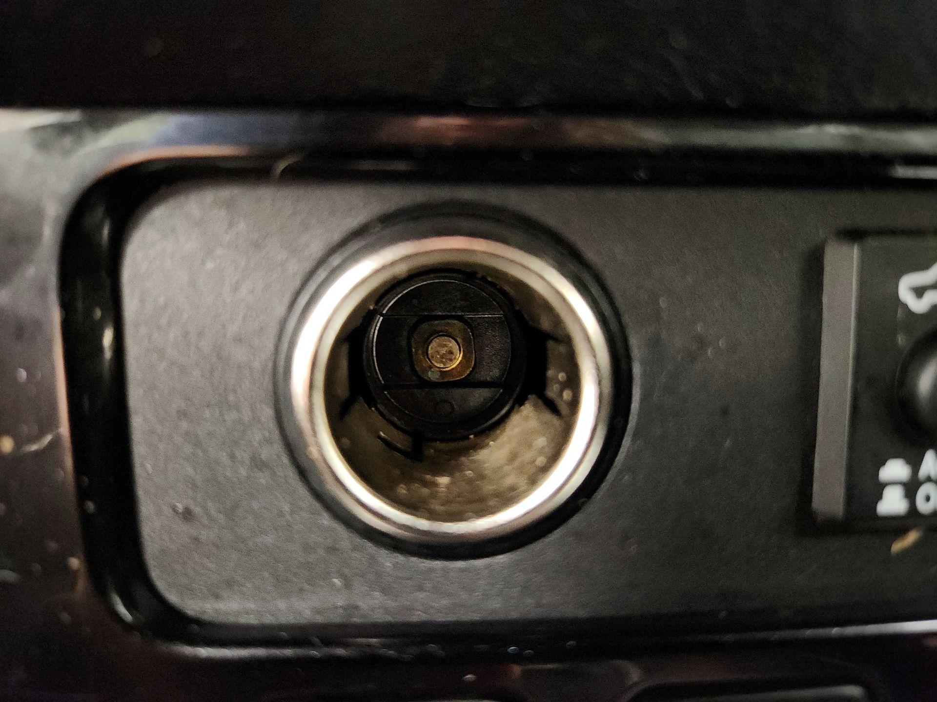 Thumbnail: 2019 Mitsubishi Outlander - 18