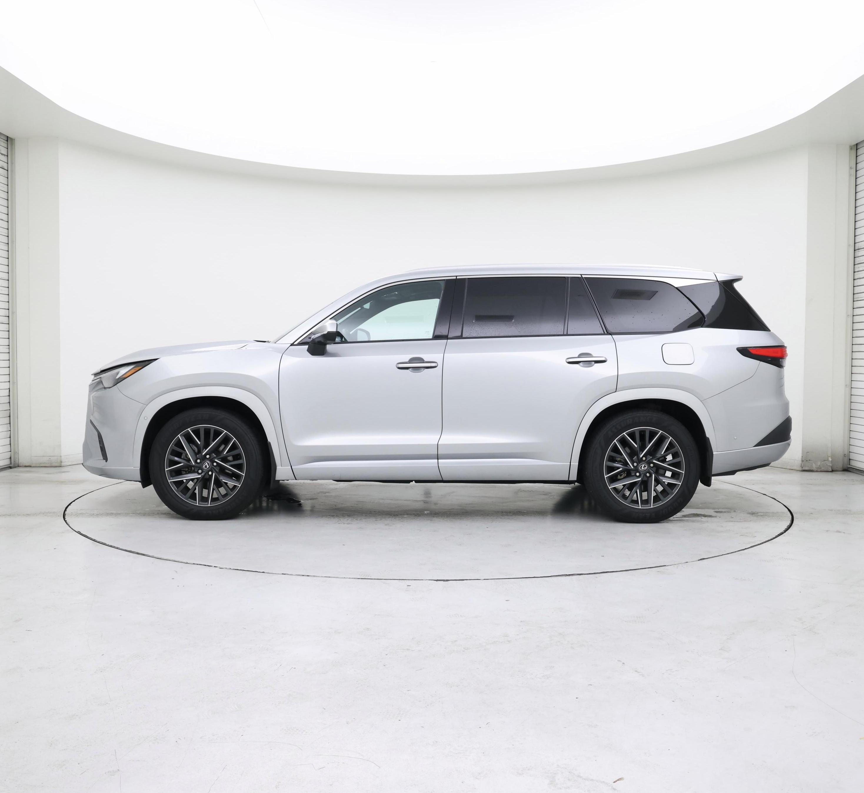 Thumbnail: 2024 Lexus TX - 3