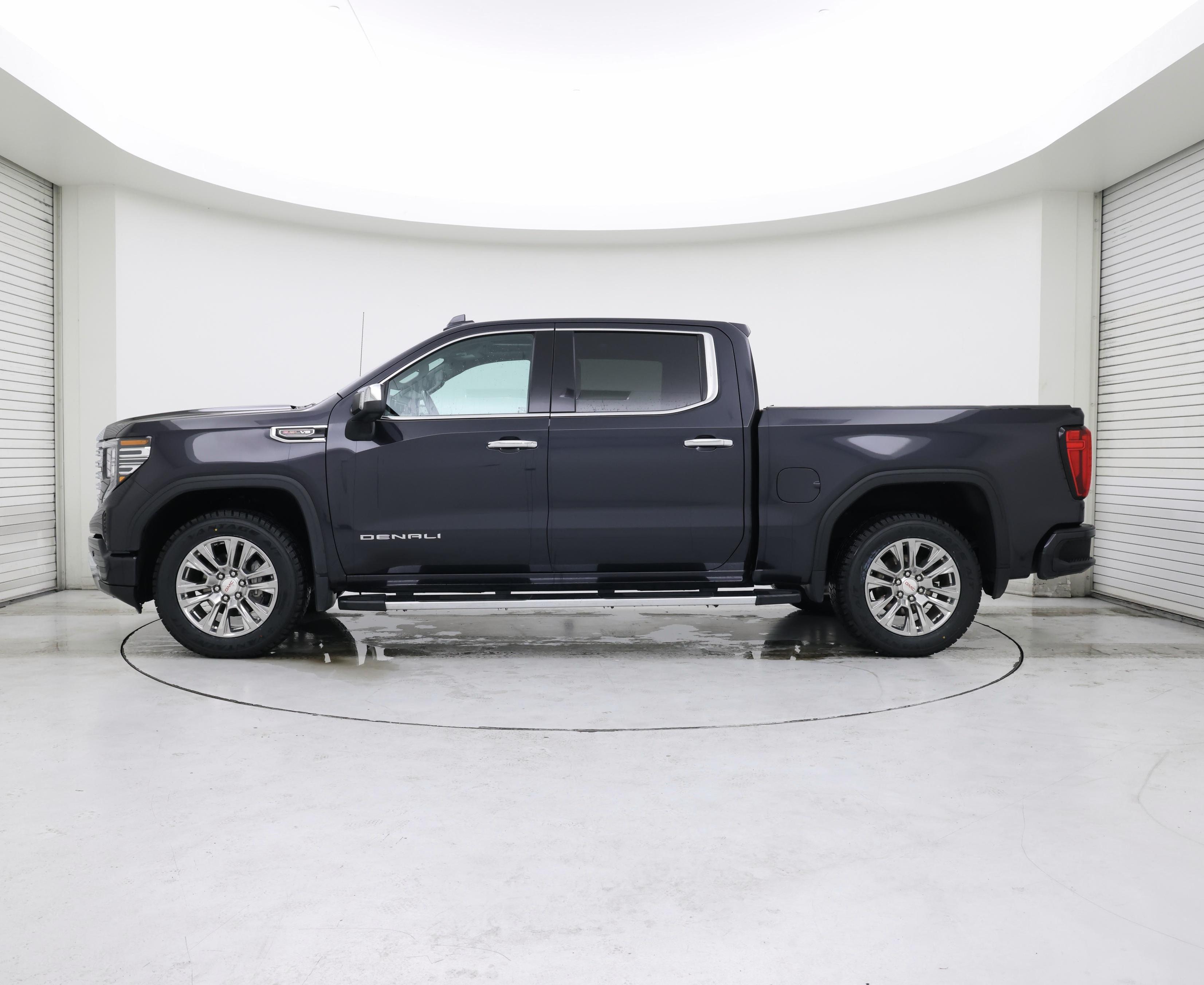 Thumbnail: 2022 GMC Sierra 1500 - 3