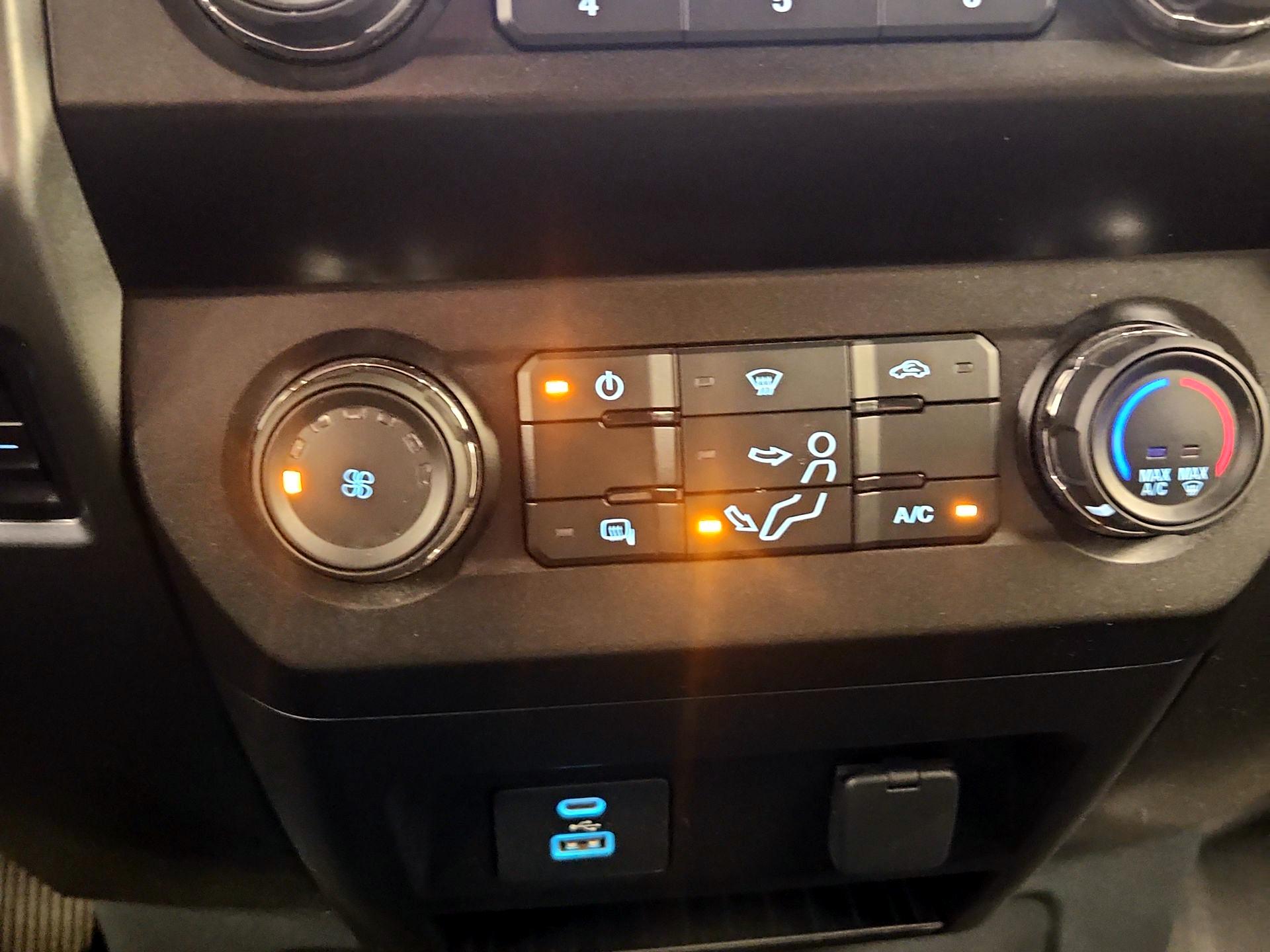 Thumbnail: 2022 Ford F-250 - 16