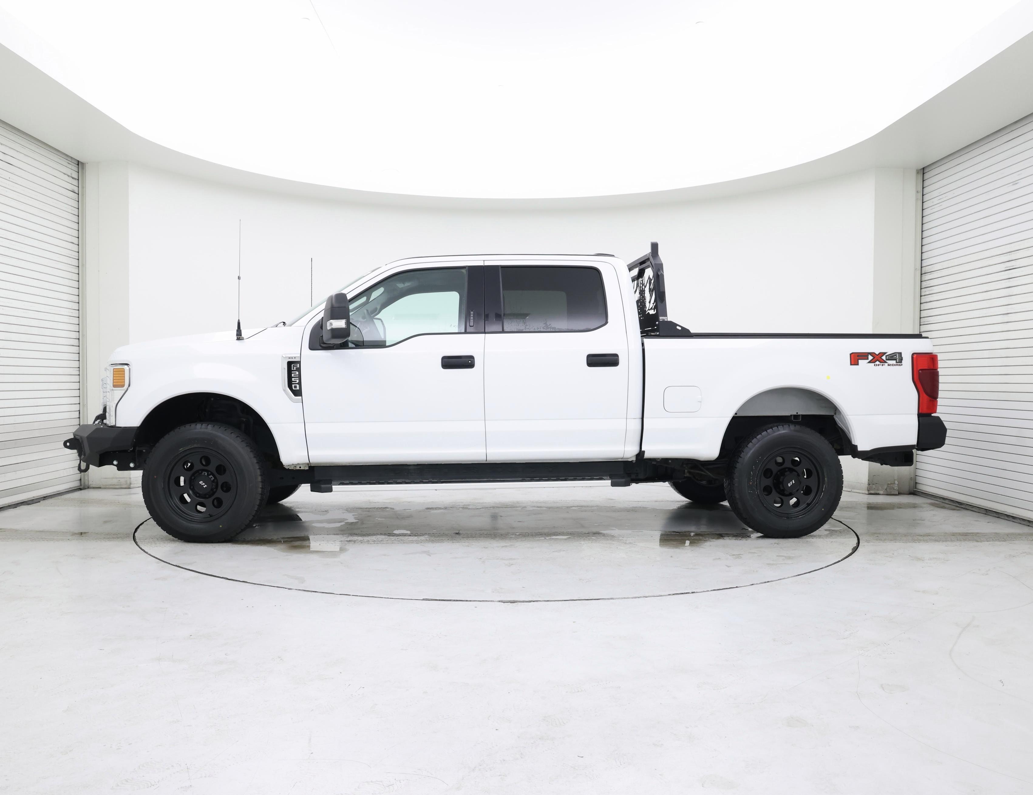 Thumbnail: 2022 Ford F-250 - 3