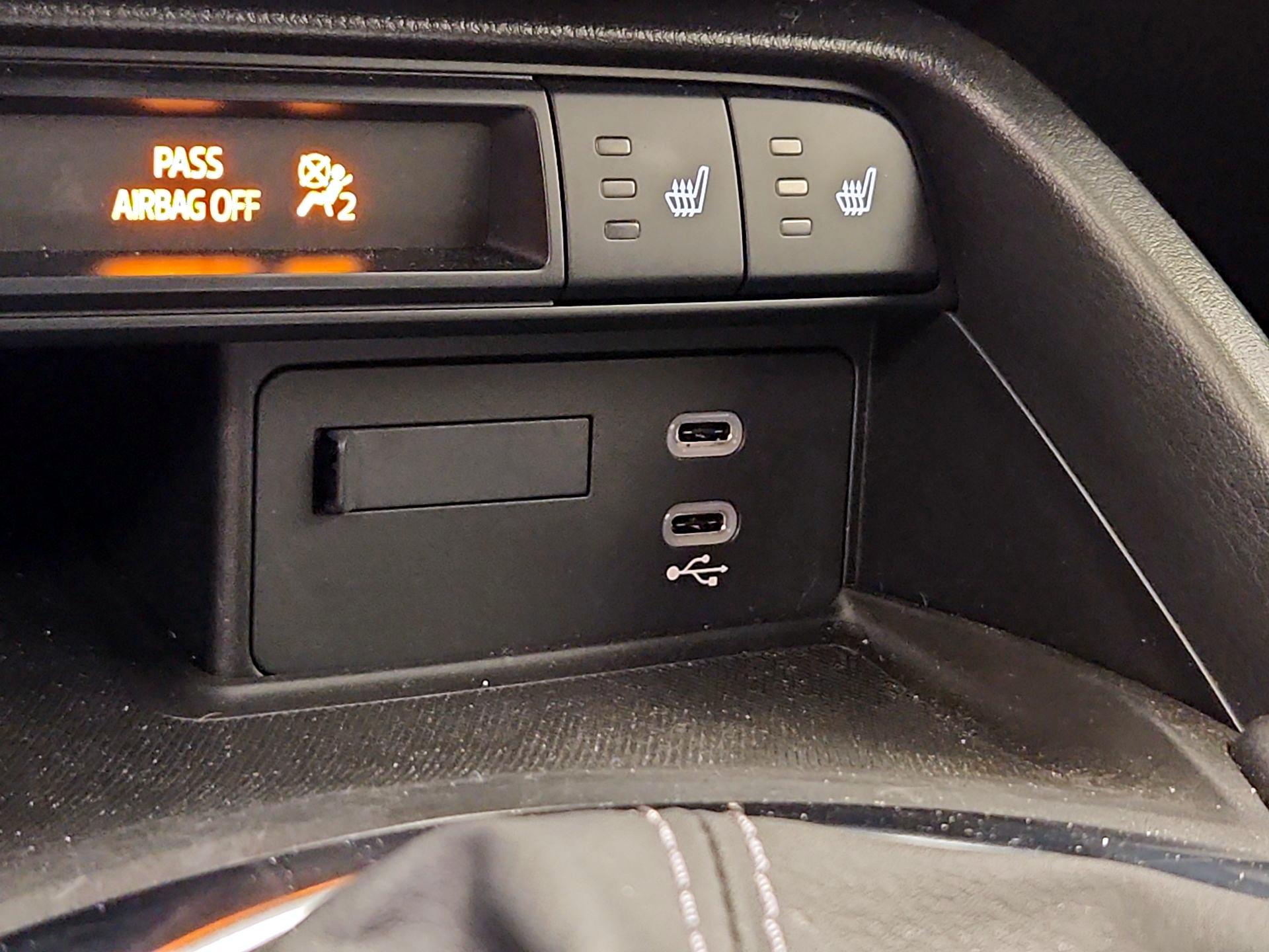 Thumbnail: 2025 Mazda MX-5 Miata - 19