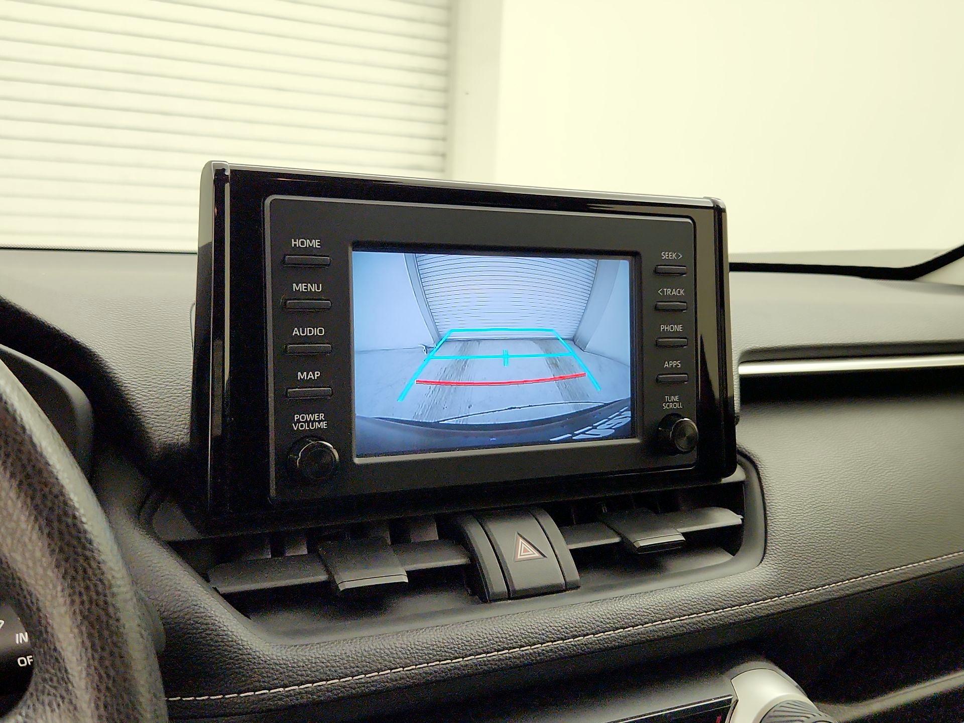 Thumbnail: 2019 Toyota RAV4 - 14