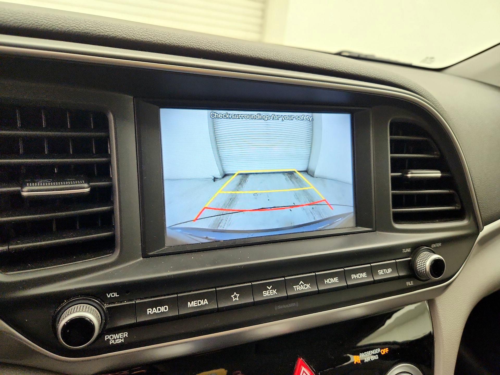 Thumbnail: 2019 Hyundai Elantra - 14