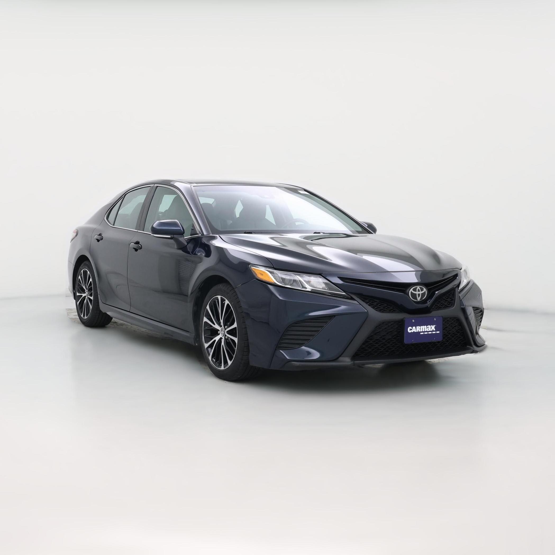 Thumbnail: 2018 Toyota Camry - 1