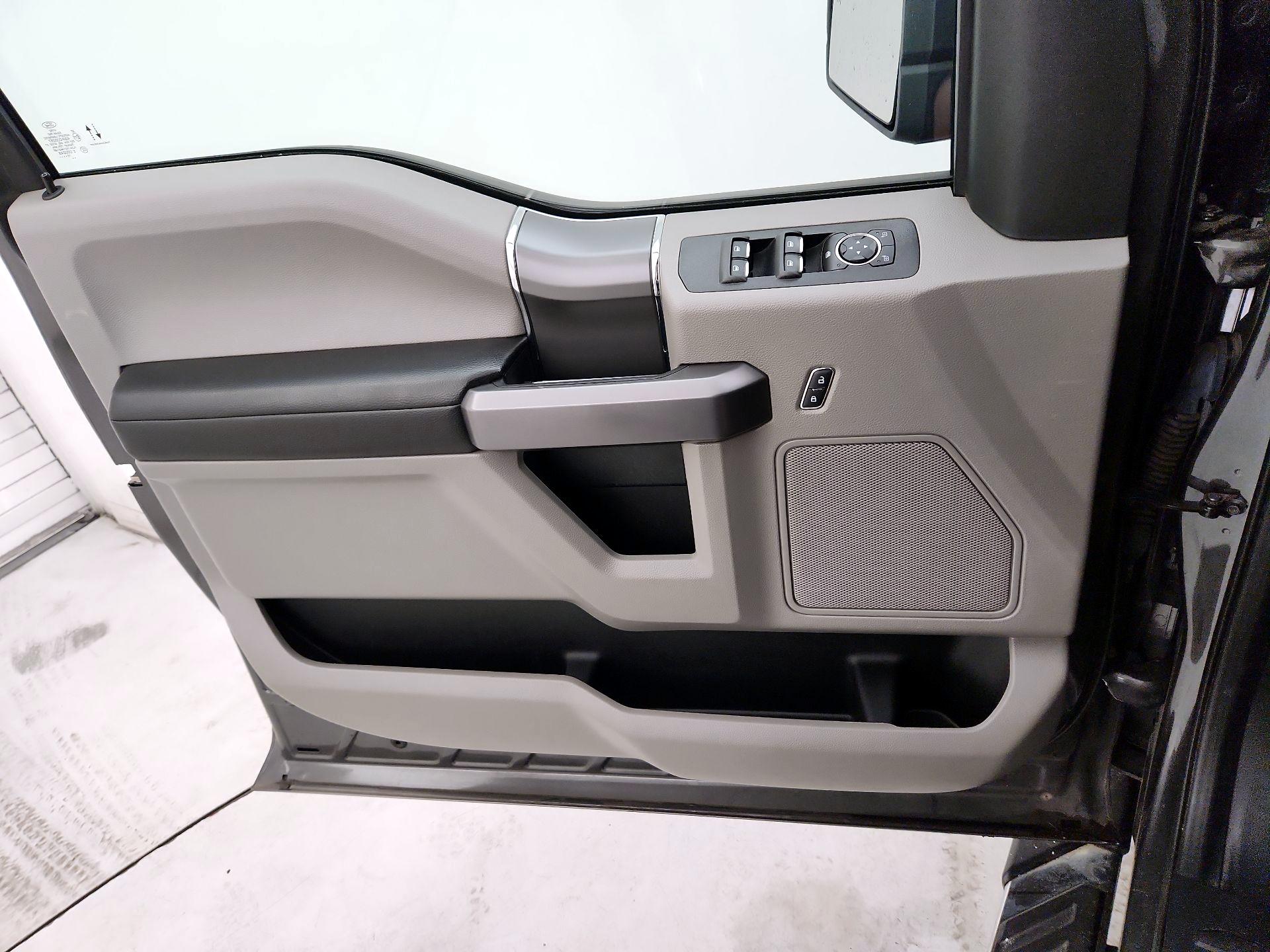 Thumbnail: 2019 Ford F-150 - 12