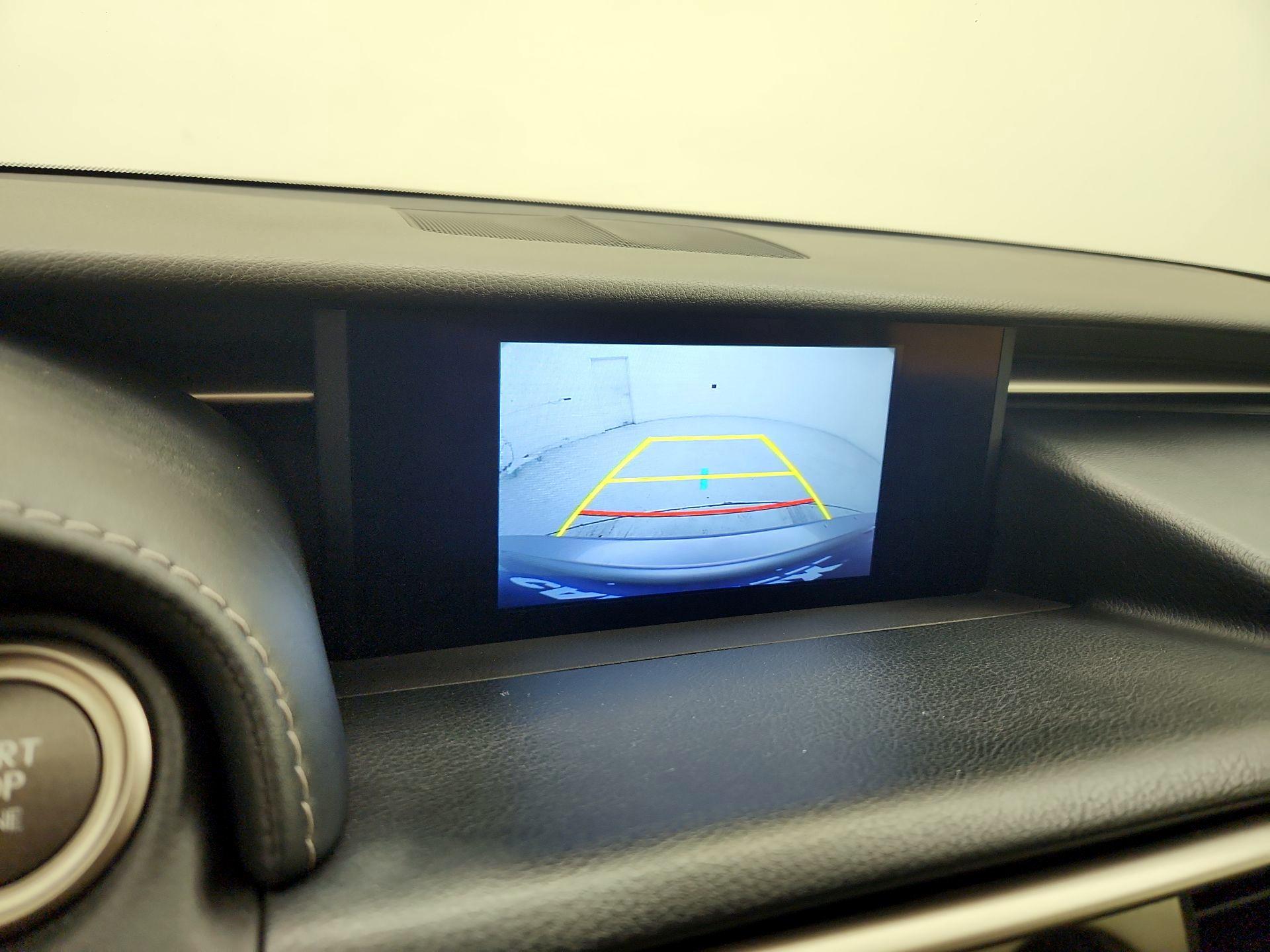 Thumbnail: 2016 Lexus IS - 14