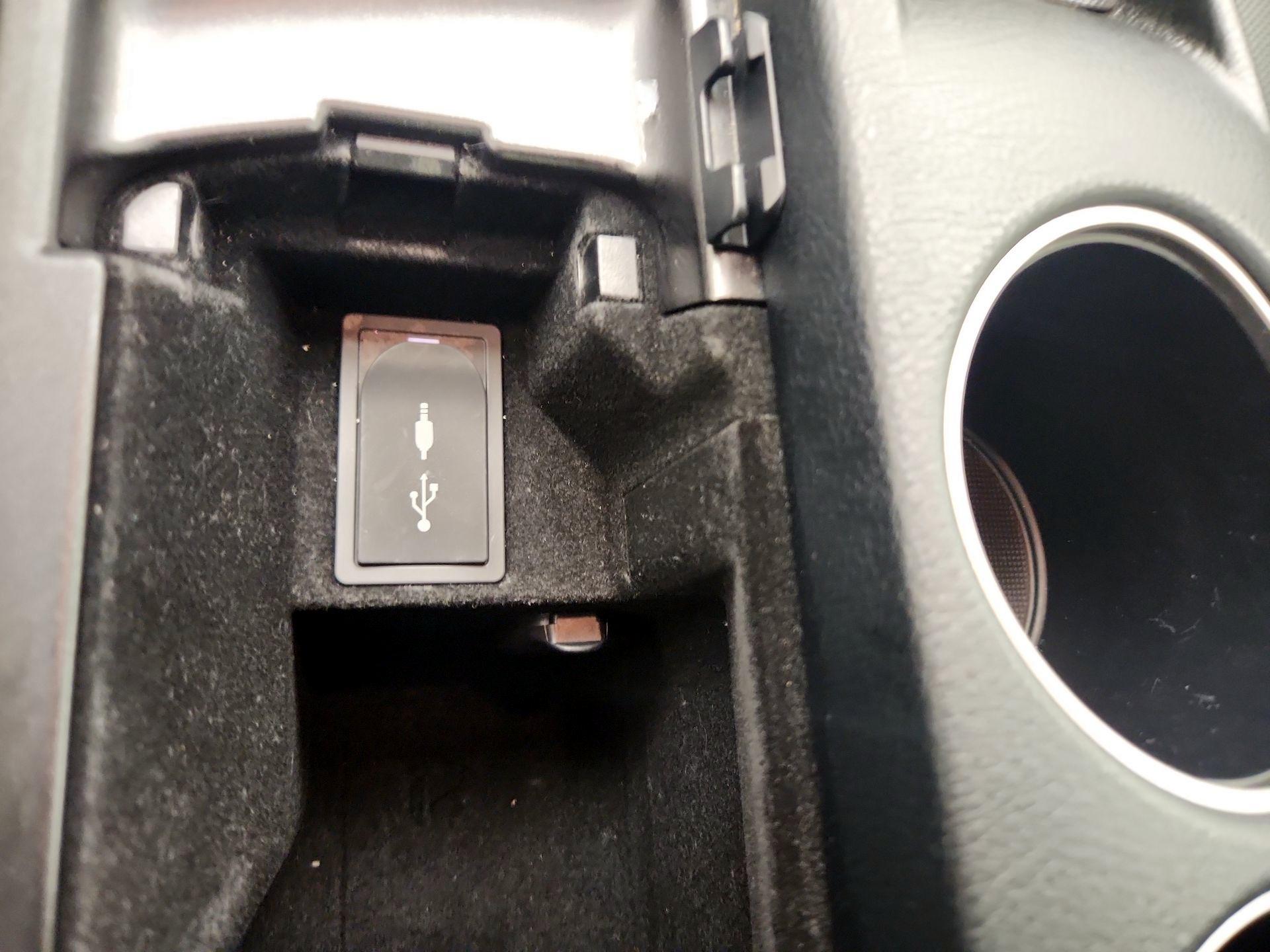 Thumbnail: 2016 Lexus IS - 18