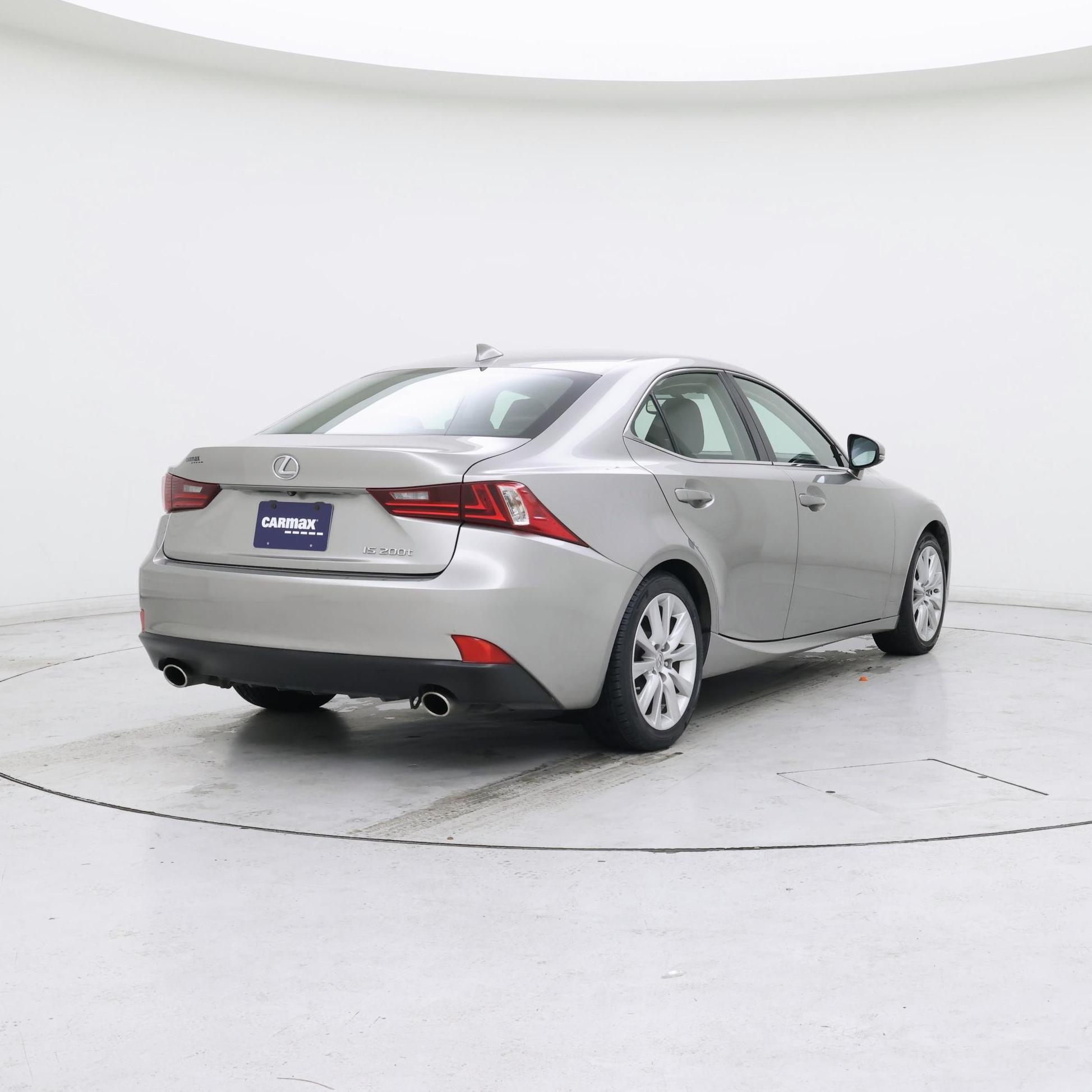 Thumbnail: 2016 Lexus IS - 8