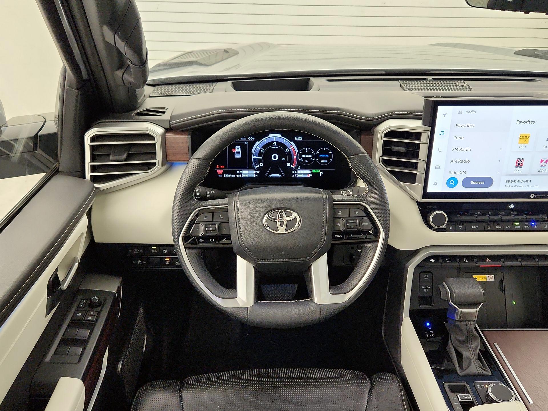 Thumbnail: 2024 Toyota Tundra - 10