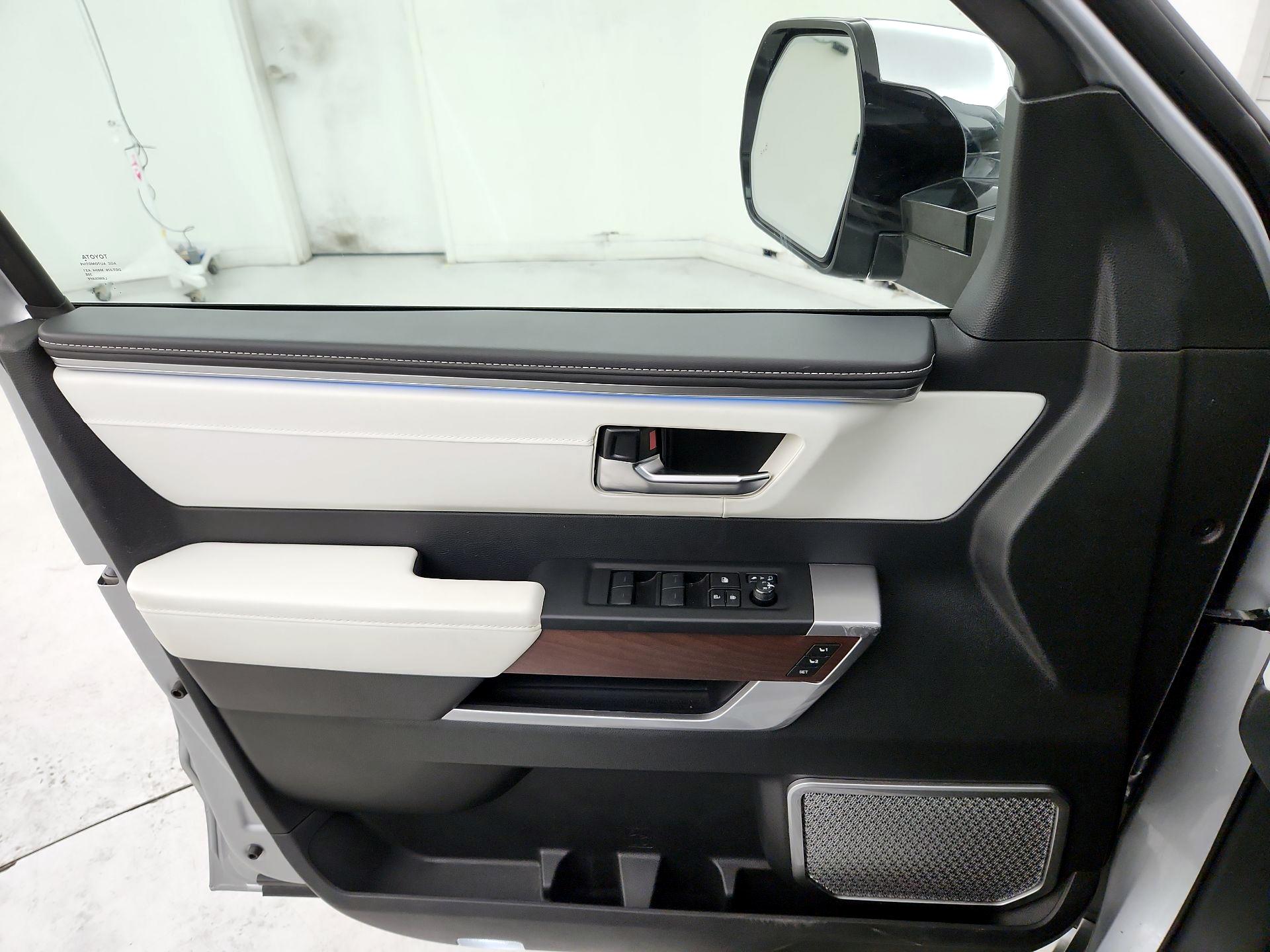 Thumbnail: 2024 Toyota Tundra - 12