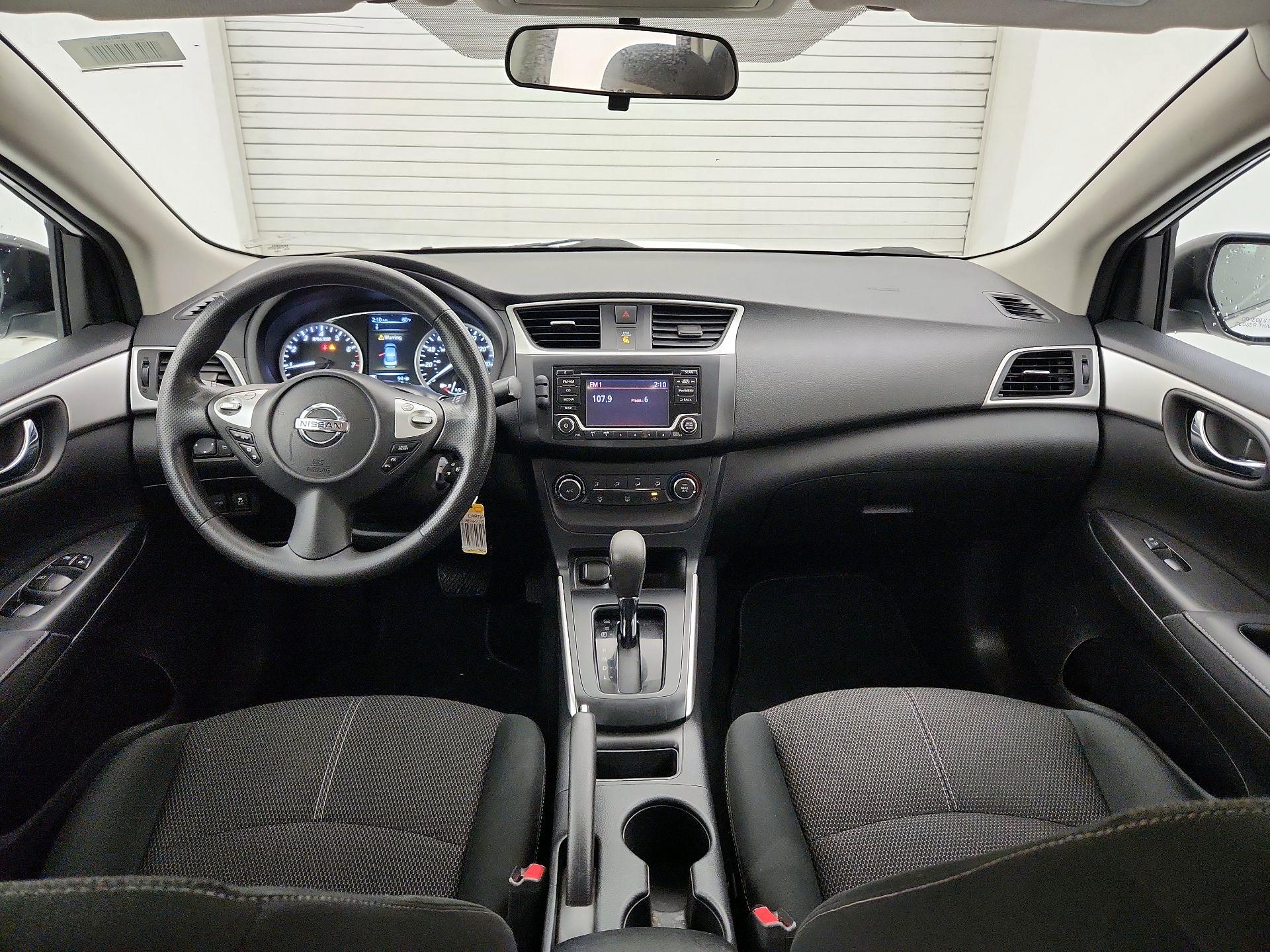 Thumbnail: 2018 Nissan Sentra - 9