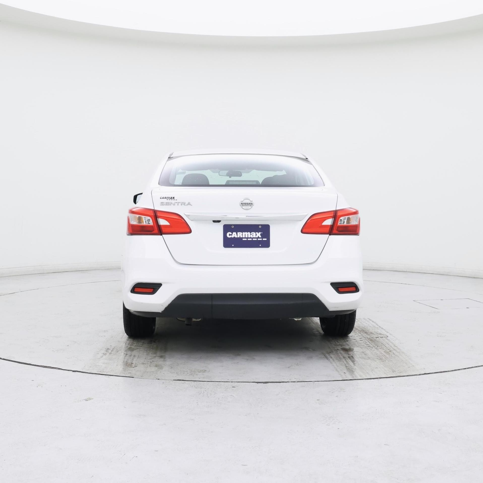 Thumbnail: 2018 Nissan Sentra - 6