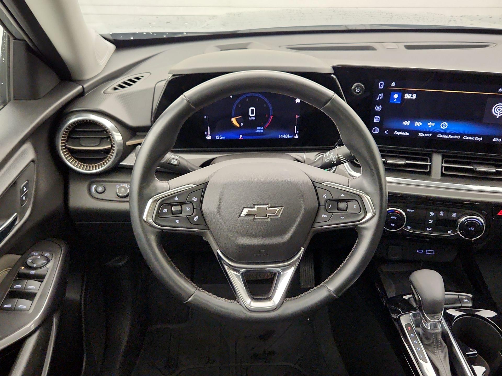 Thumbnail: 2024 Chevrolet Trax - 10