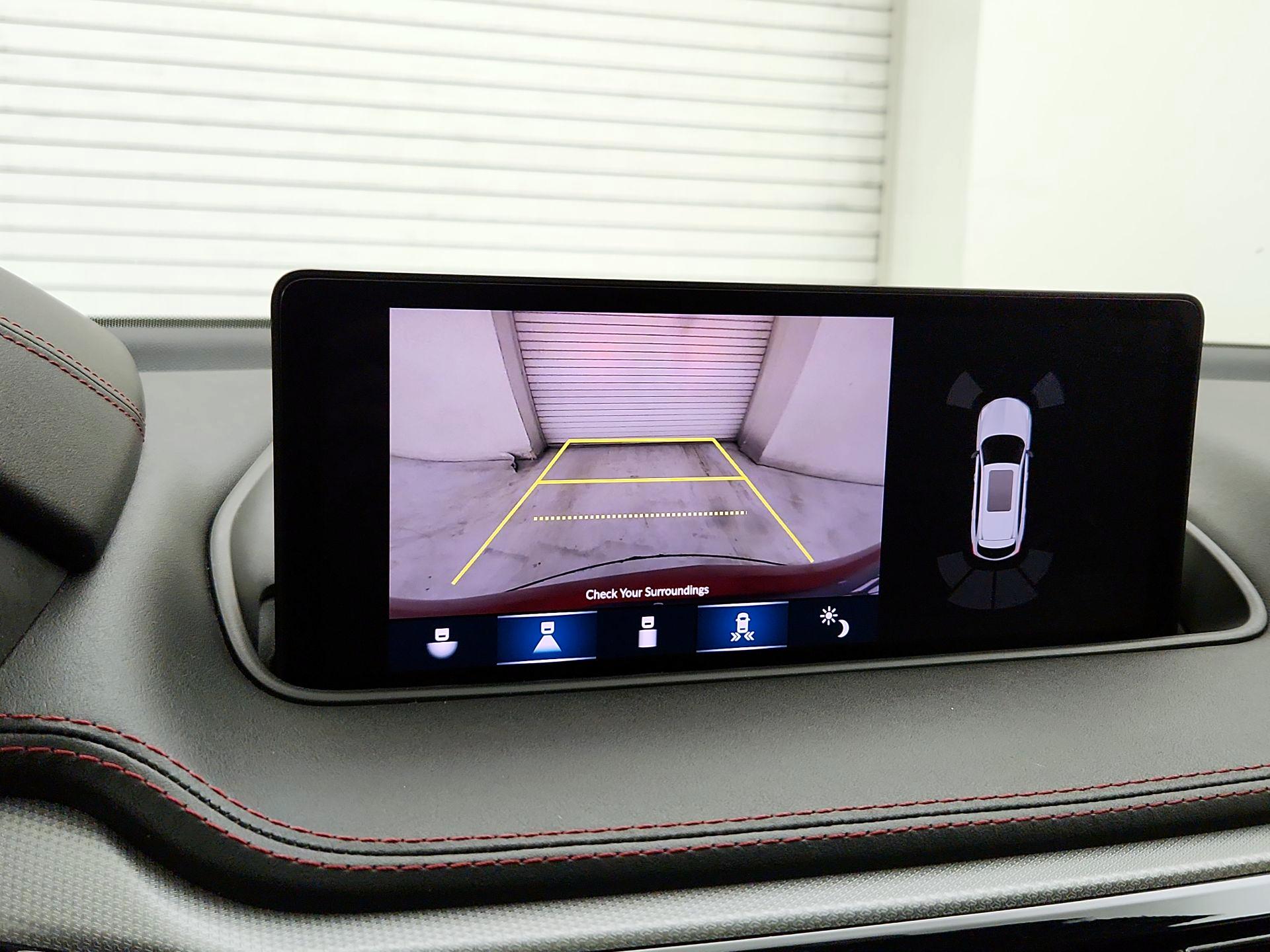 Thumbnail: 2022 Acura MDX - 15