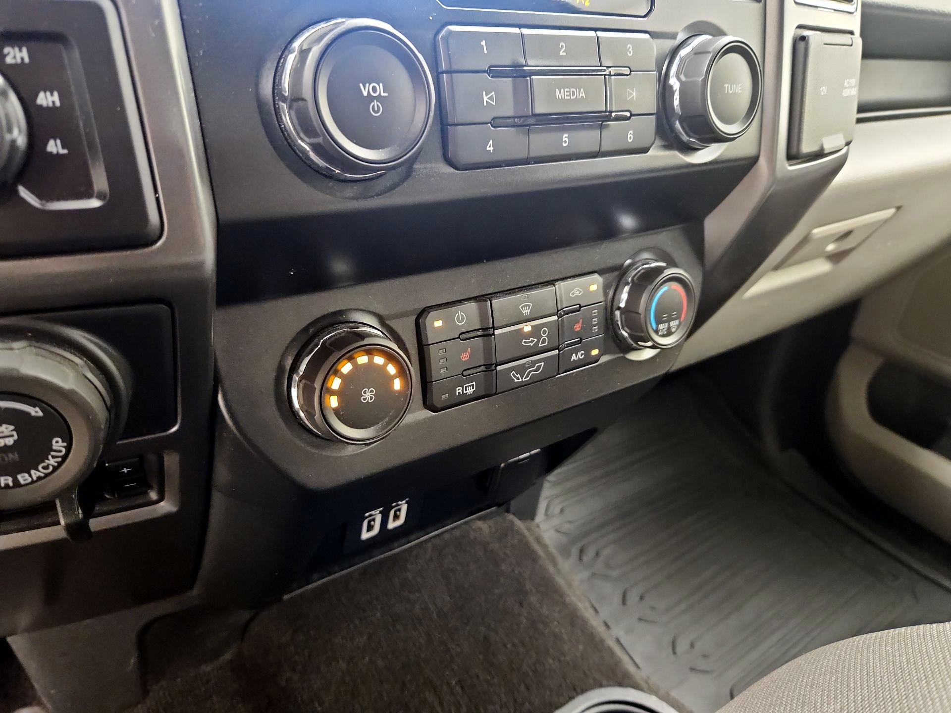 Thumbnail: 2019 Ford F-150 - 17