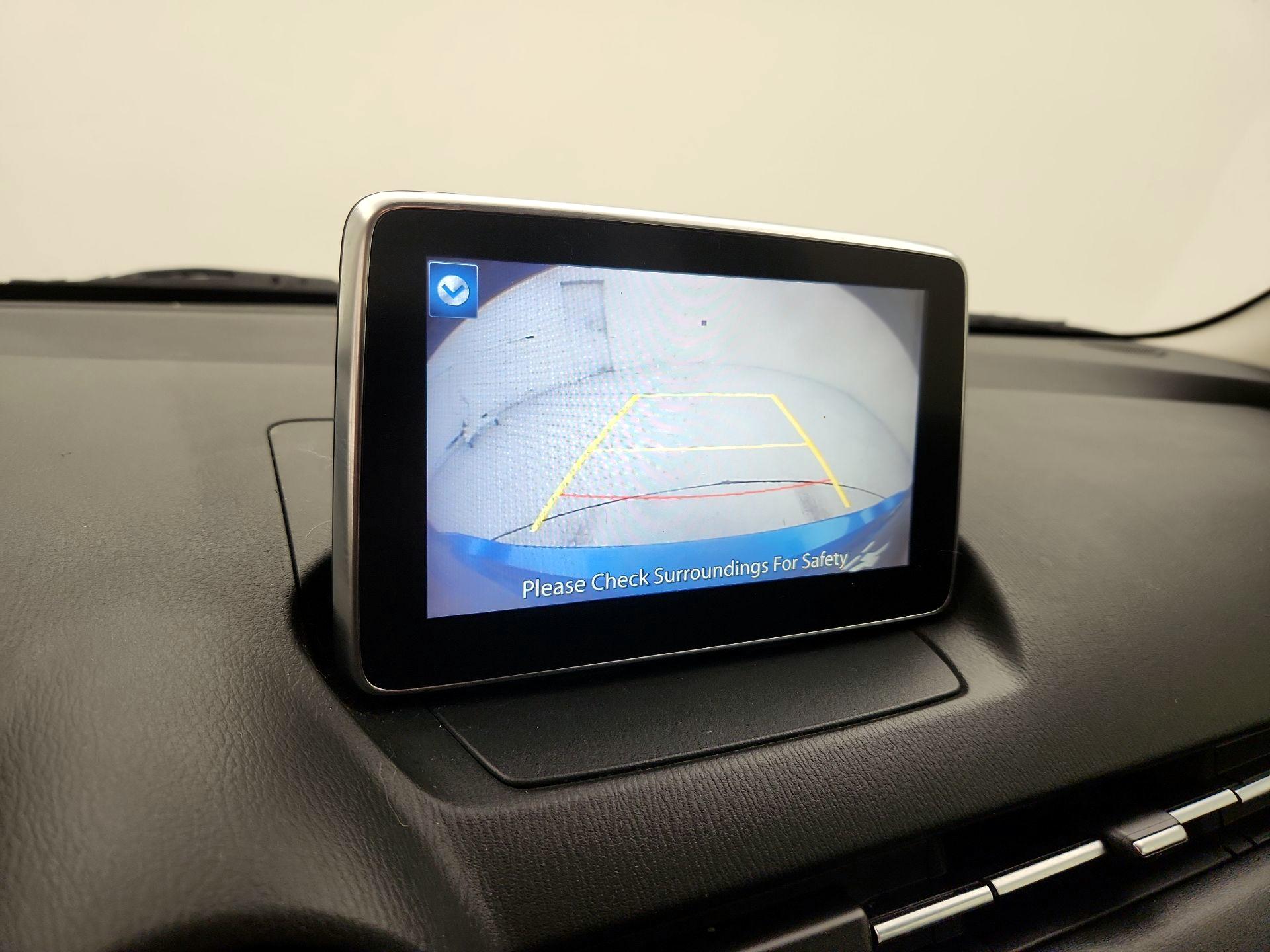 Thumbnail: 2017 Toyota Yaris iA - 14