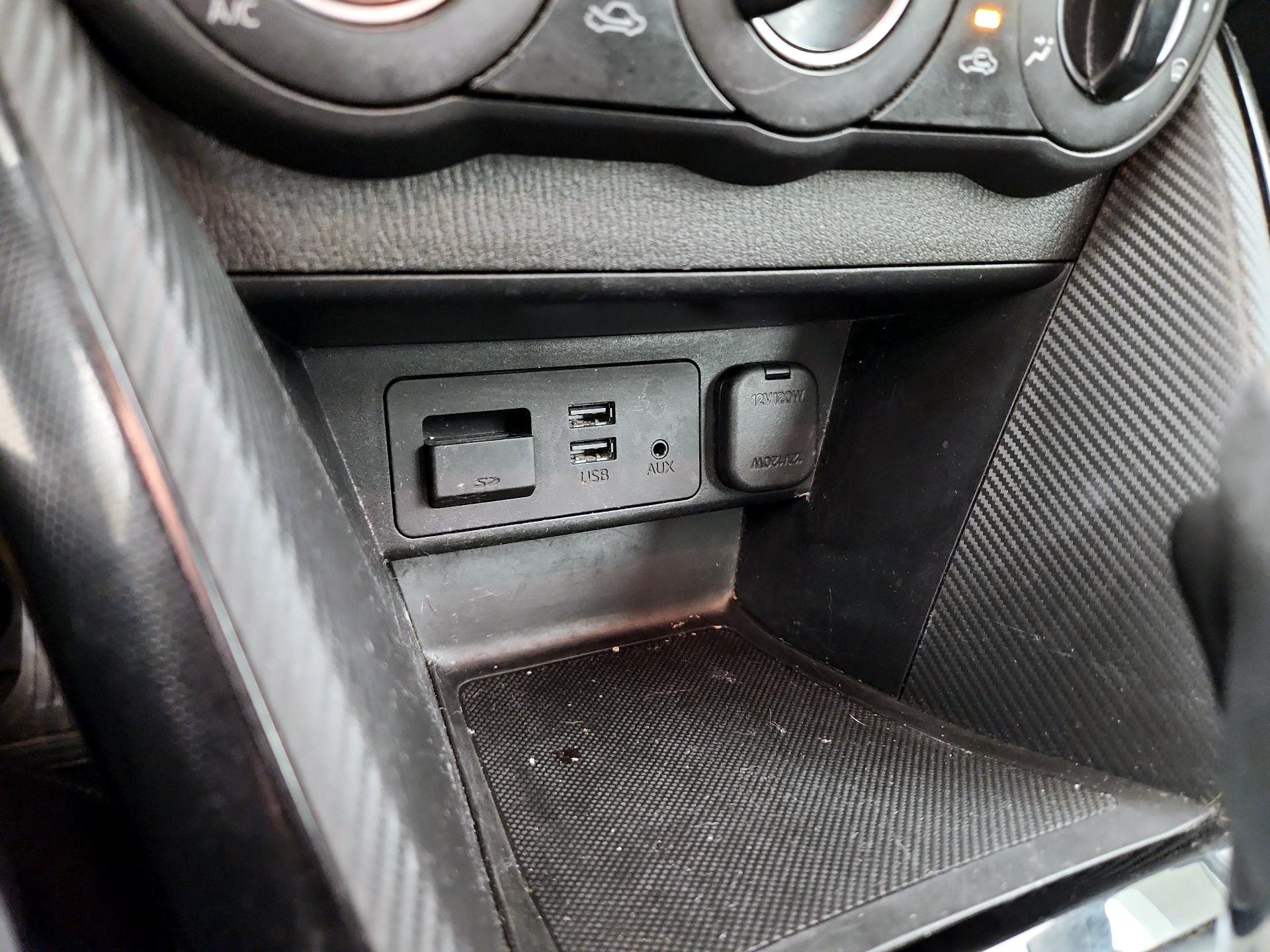 Thumbnail: 2017 Toyota Yaris iA - 18