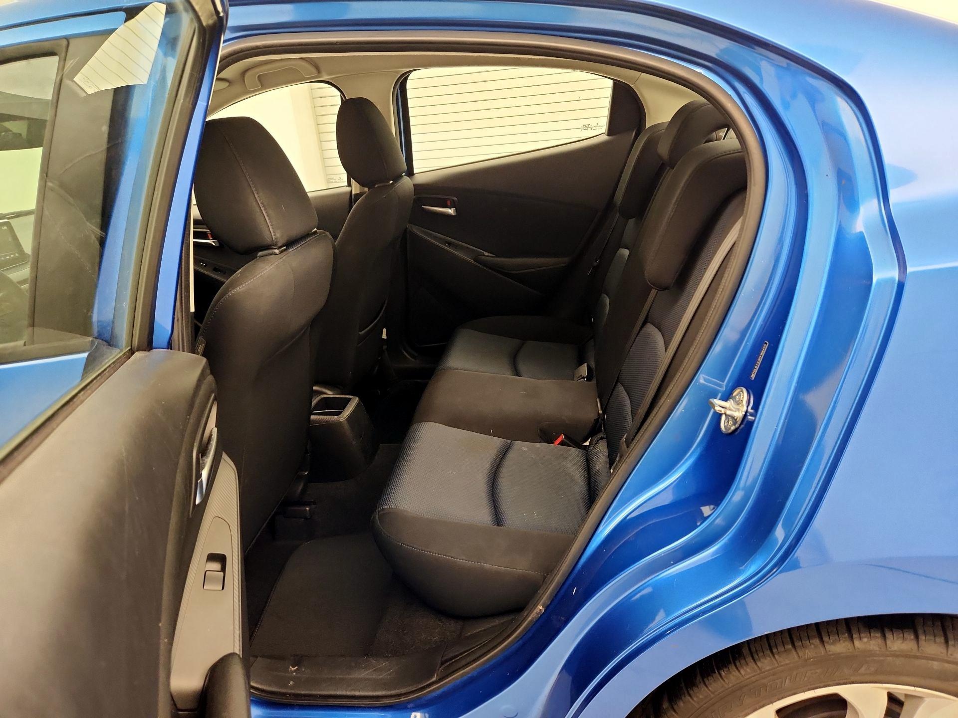 Thumbnail: 2017 Toyota Yaris iA - 19