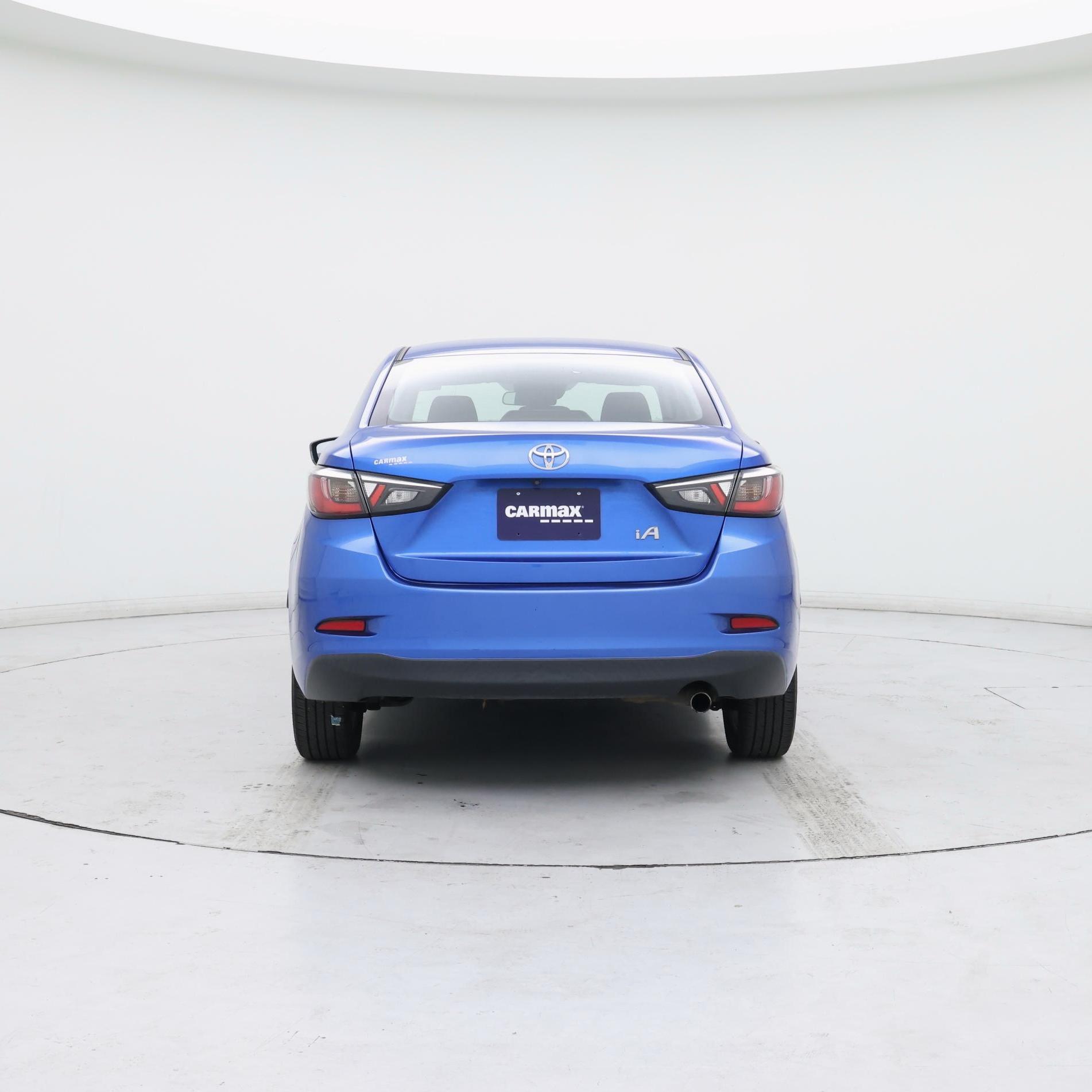 Thumbnail: 2017 Toyota Yaris iA - 6