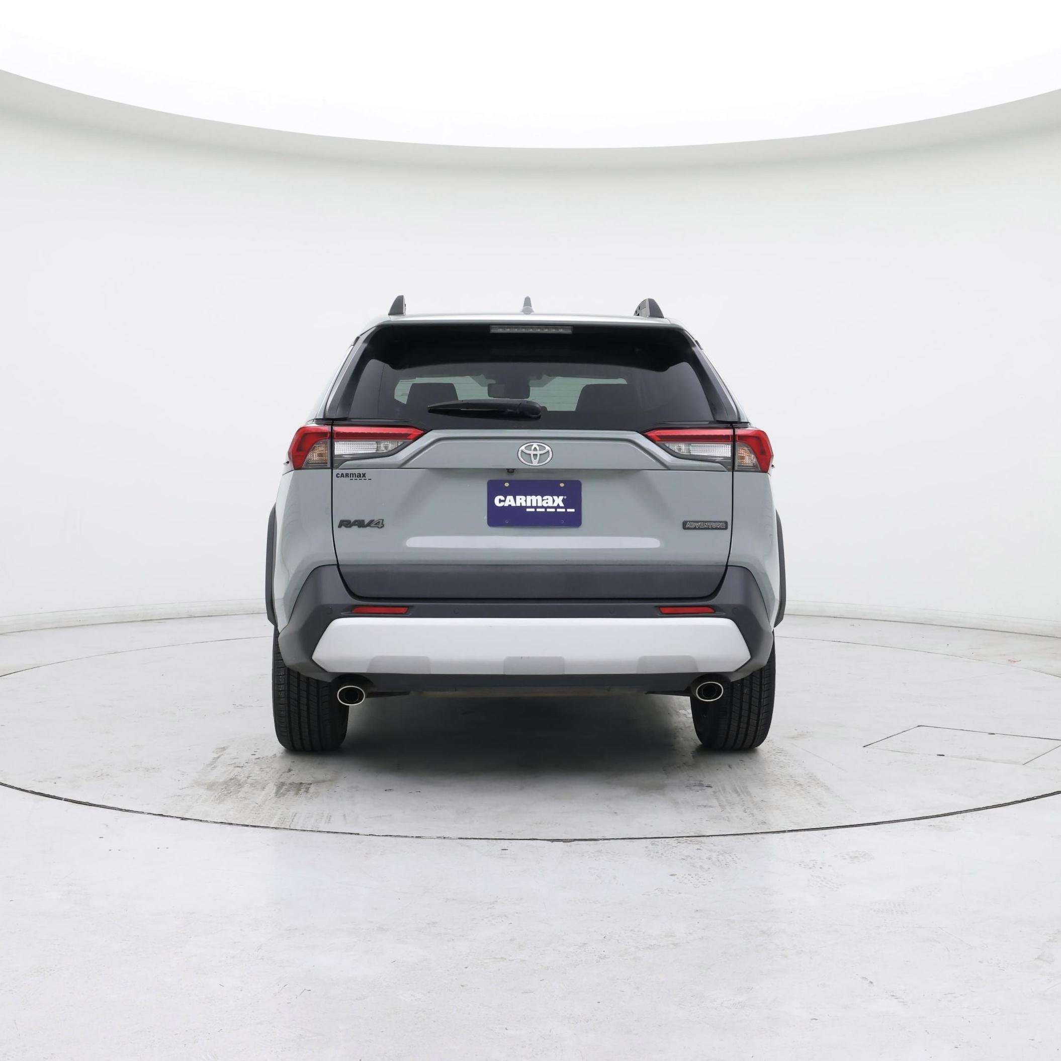 Thumbnail: 2019 Toyota RAV4 - 6