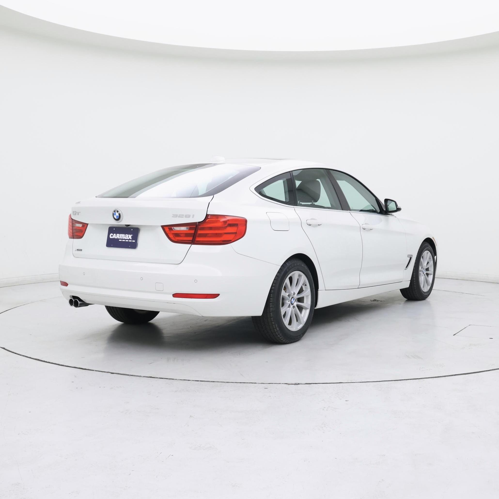 Thumbnail: 2015 BMW 3 Series - 8