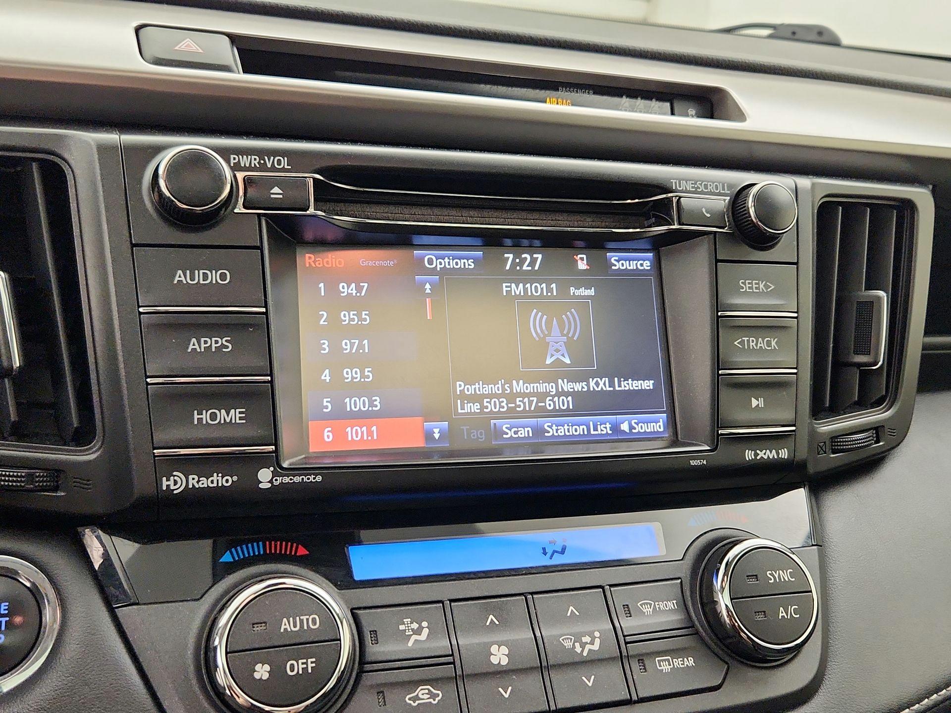 Thumbnail: 2018 Toyota RAV4 - 15